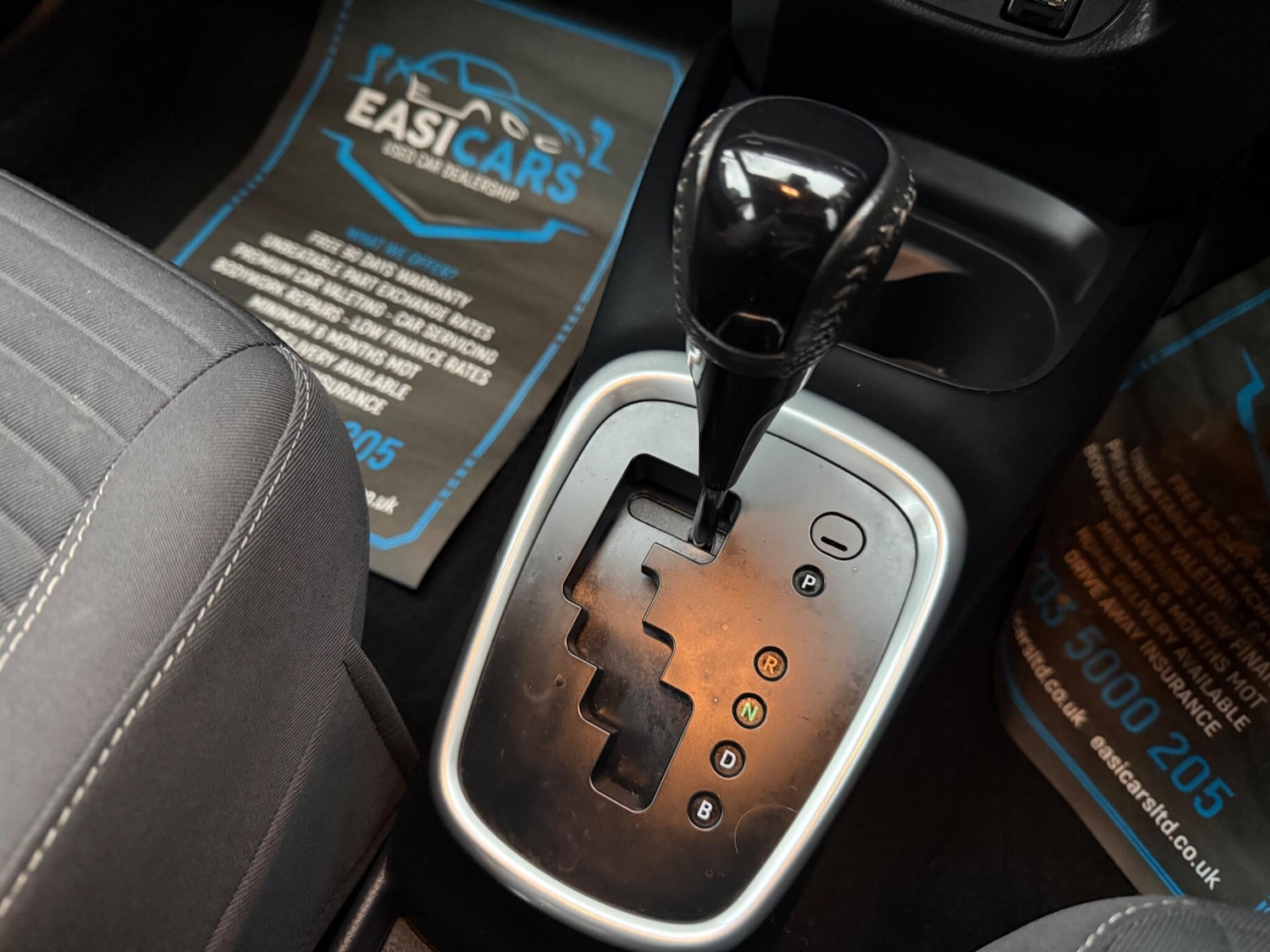 Used Toyota Yaris 2017 for sale - 76976495: Photo 53