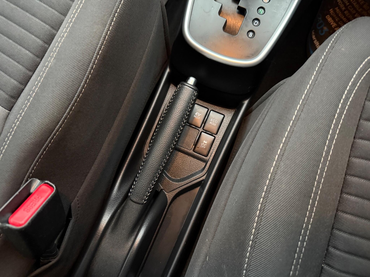 Used Toyota Yaris 2017 for sale - 76976495: Photo 54