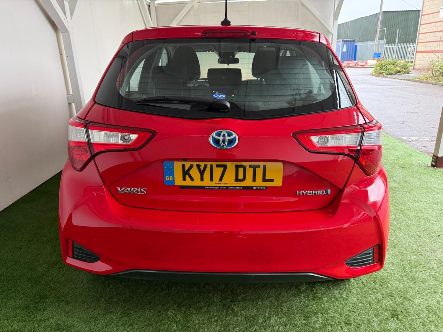 Used Toyota Yaris 2017 for sale - 76976495: Photo 7
