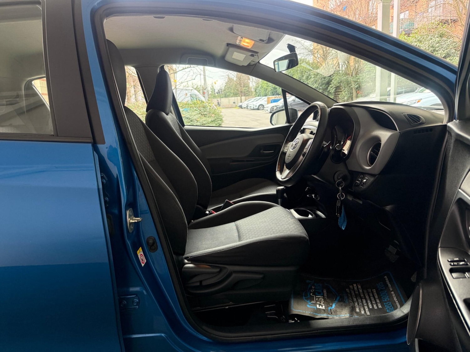 Used Toyota Yaris 2015 for sale - 77040414: Photo 13