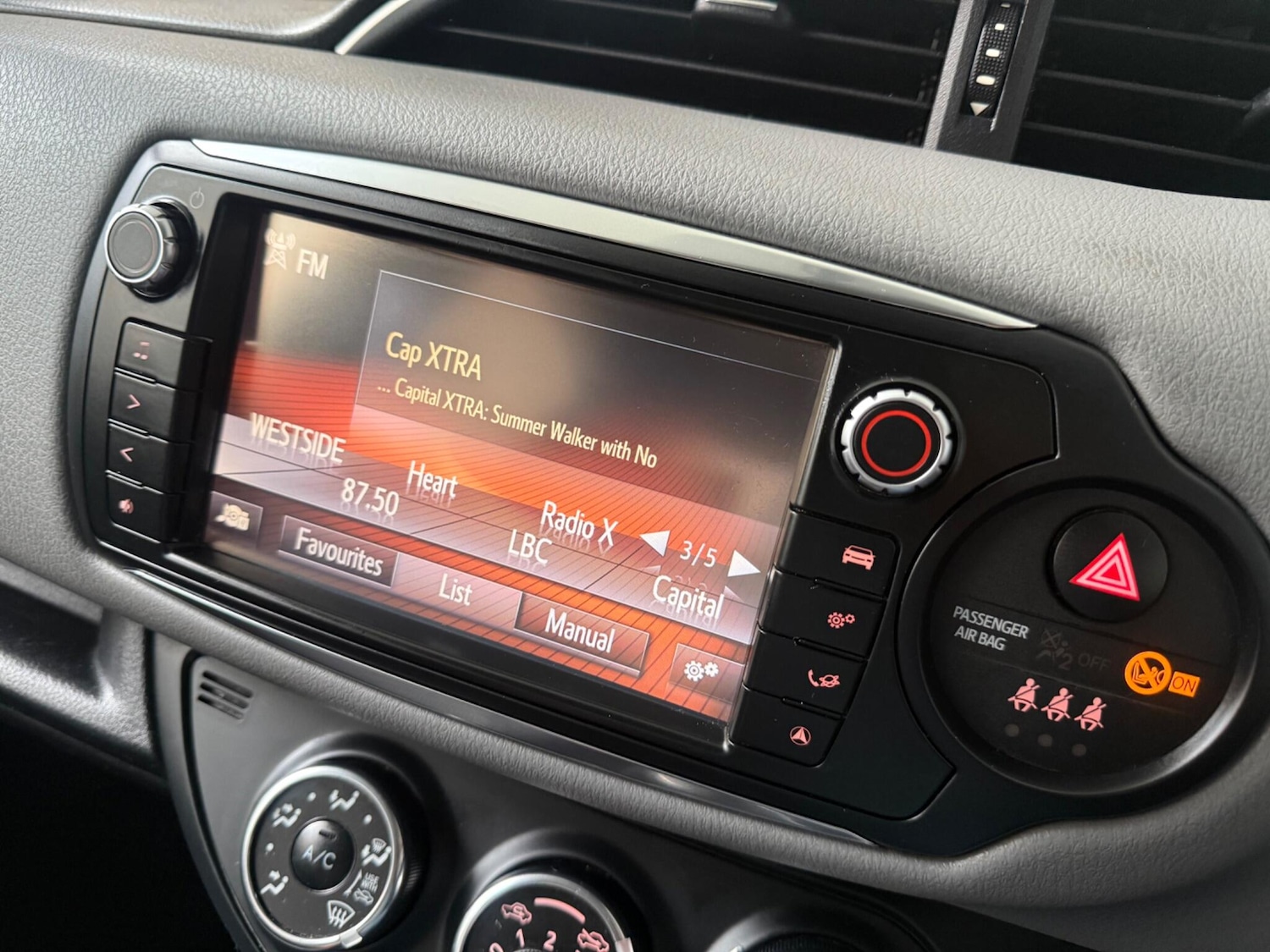 Used Toyota Yaris 2015 for sale - 77040414: Photo 43