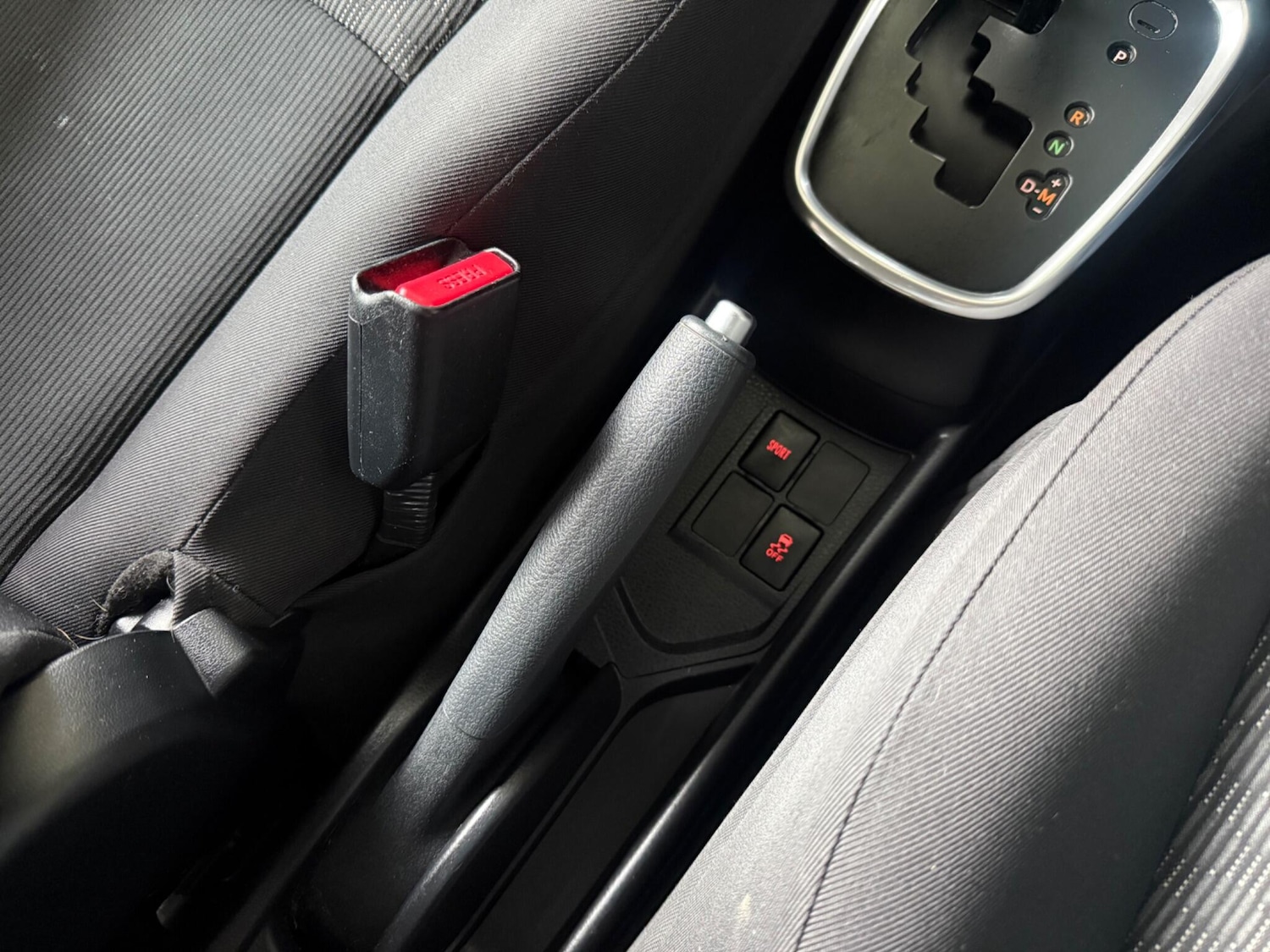 Used Toyota Yaris 2015 for sale - 77040414: Photo 54