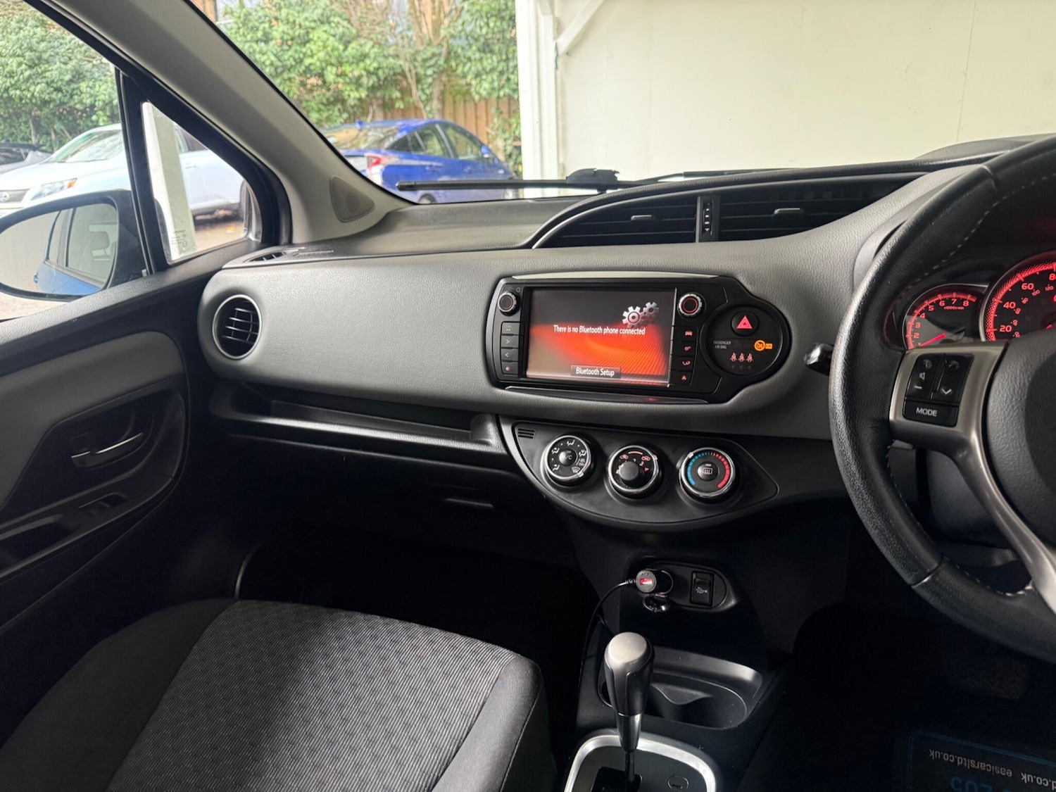 Used Toyota Yaris 2015 for sale - 77040414: Photo 55