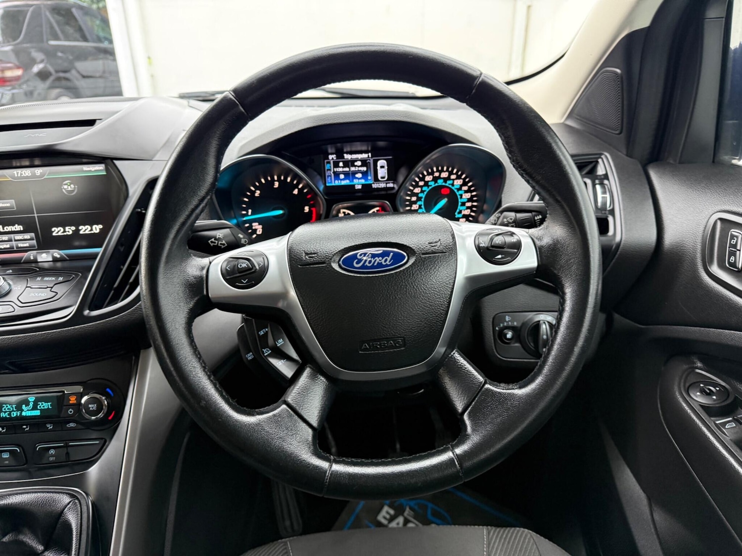 Used Ford Kuga 2016 for sale - 77977906: Photo 31