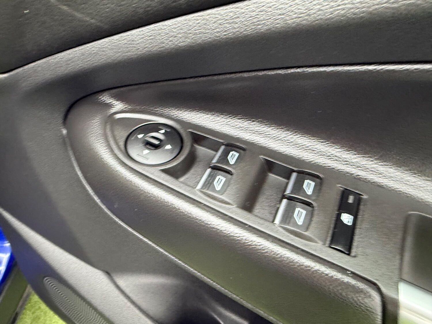 Used Ford Kuga 2016 for sale - 77977906: Photo 39