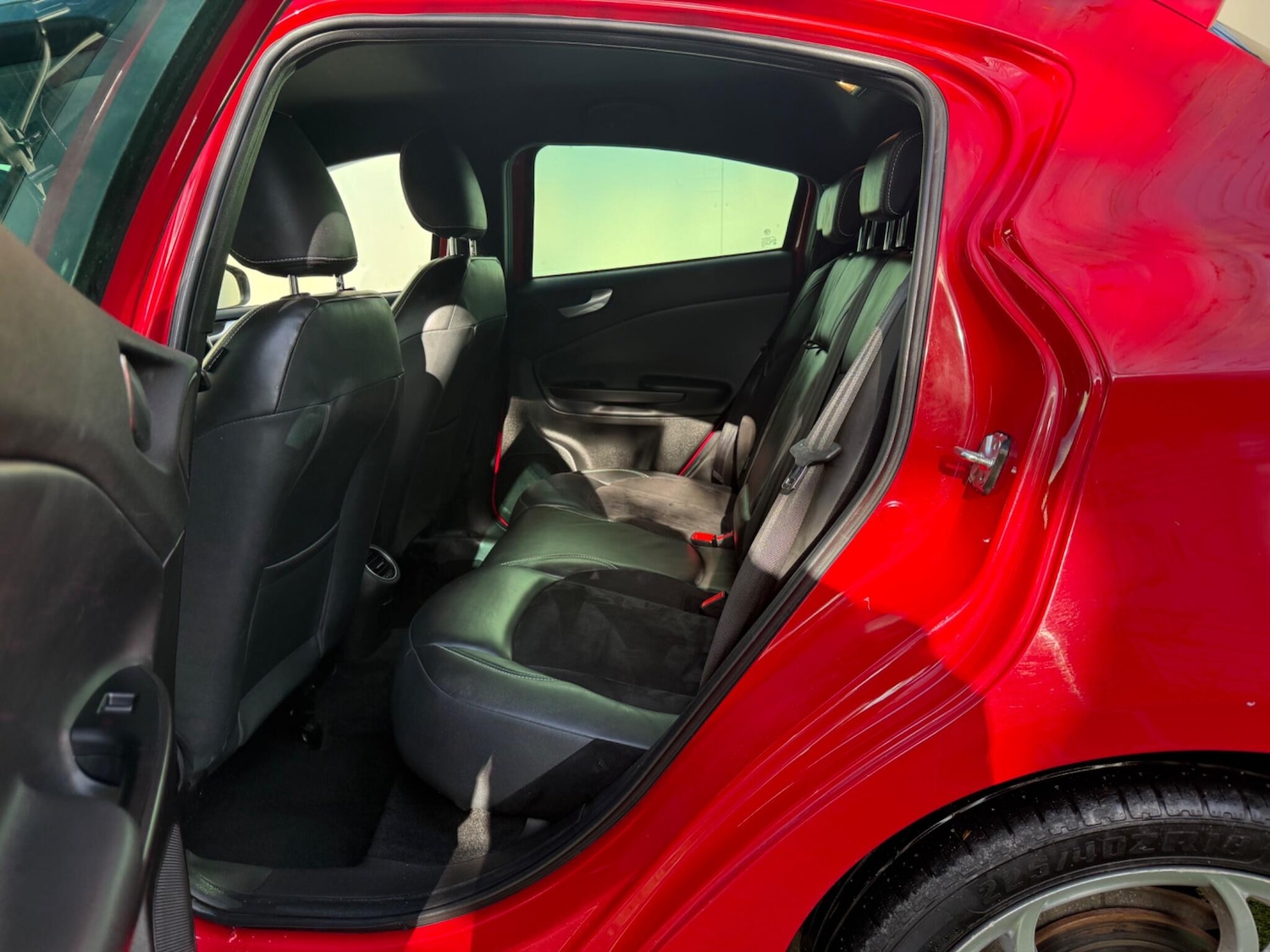 Used Alfa Romeo Giulietta 2015 for sale - 77040369: Photo 22