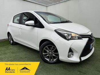 2015 (65) - 1.33 VVT-i Icon 5dr CVT