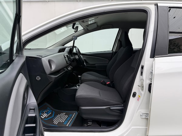 Used Toyota Yaris 2015 for sale - 76315029: Photo 25