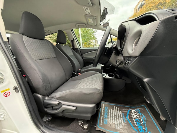 Used Toyota Yaris 2015 for sale - 76315029: Photo 3
