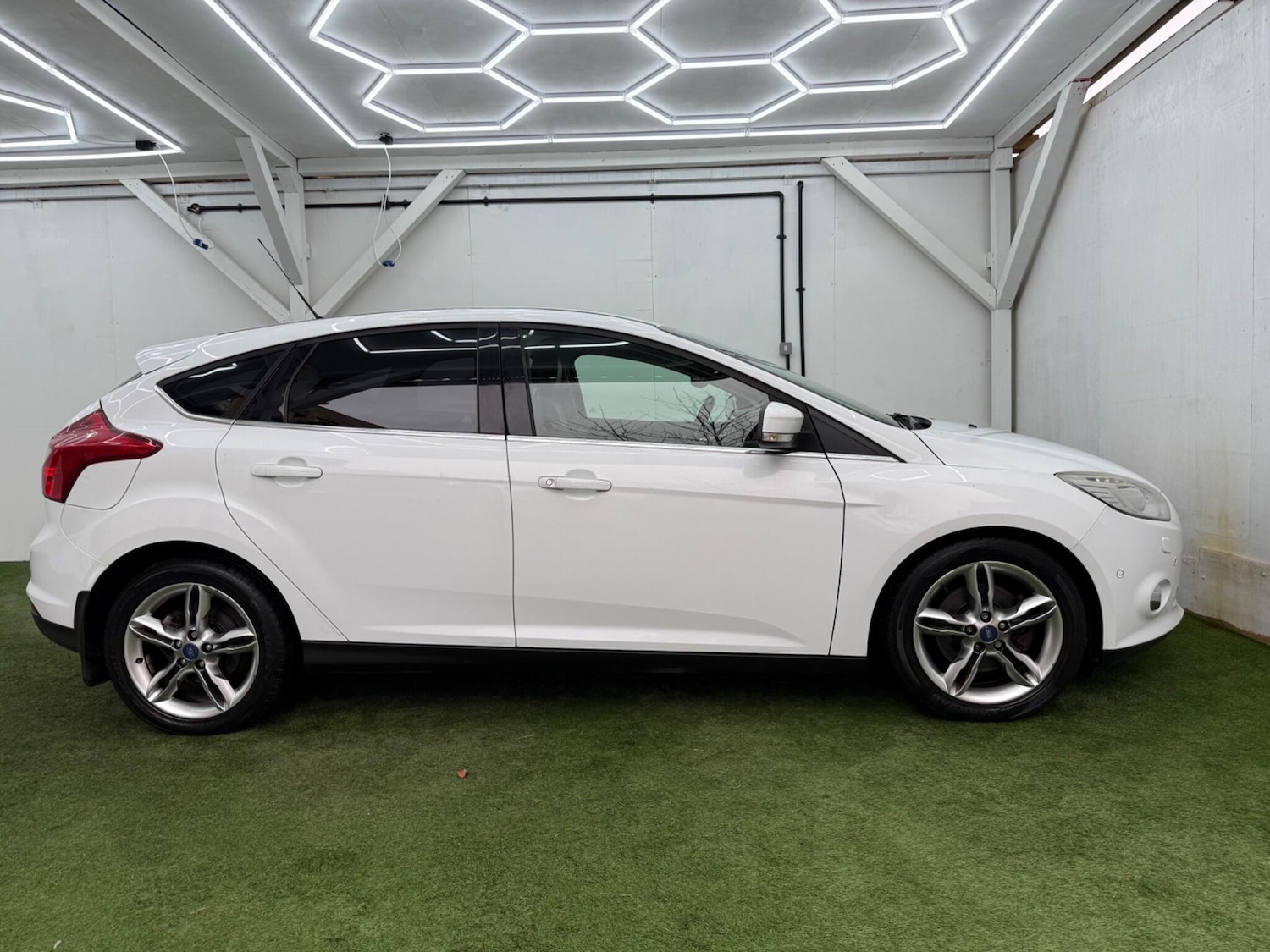 Used Ford Focus 2014 for sale - 77633757: Photo 2