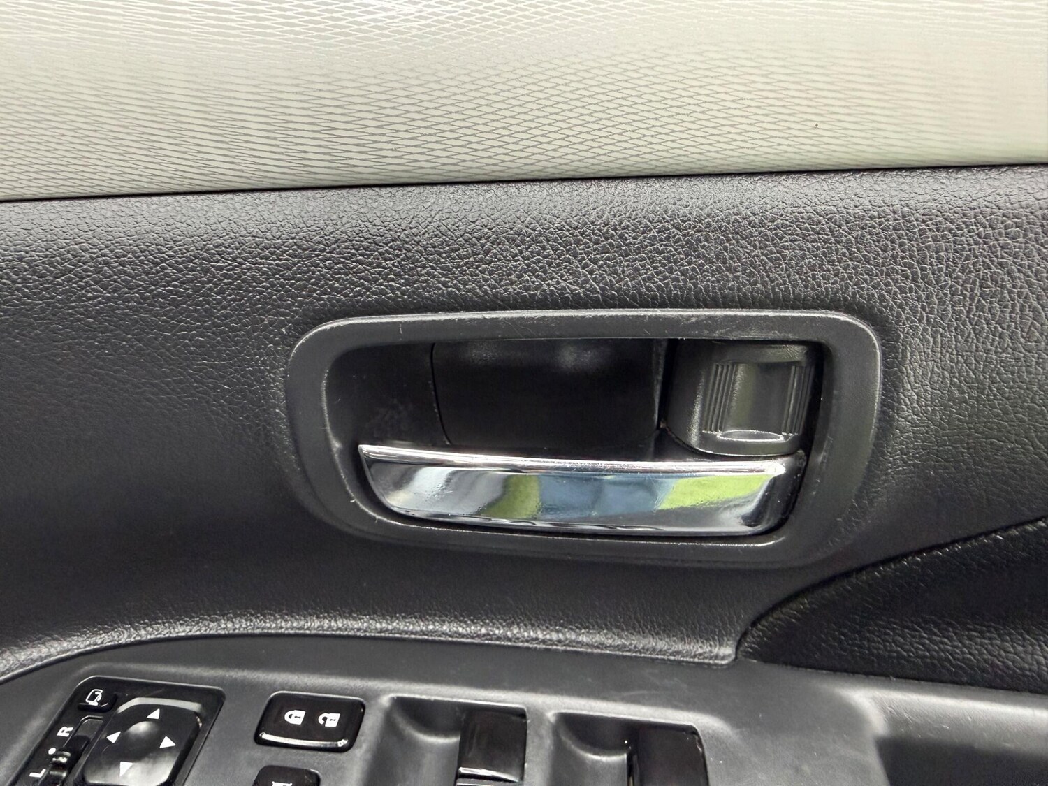 Used Mitsubishi Outlander for sale - 78214387: Photo 45