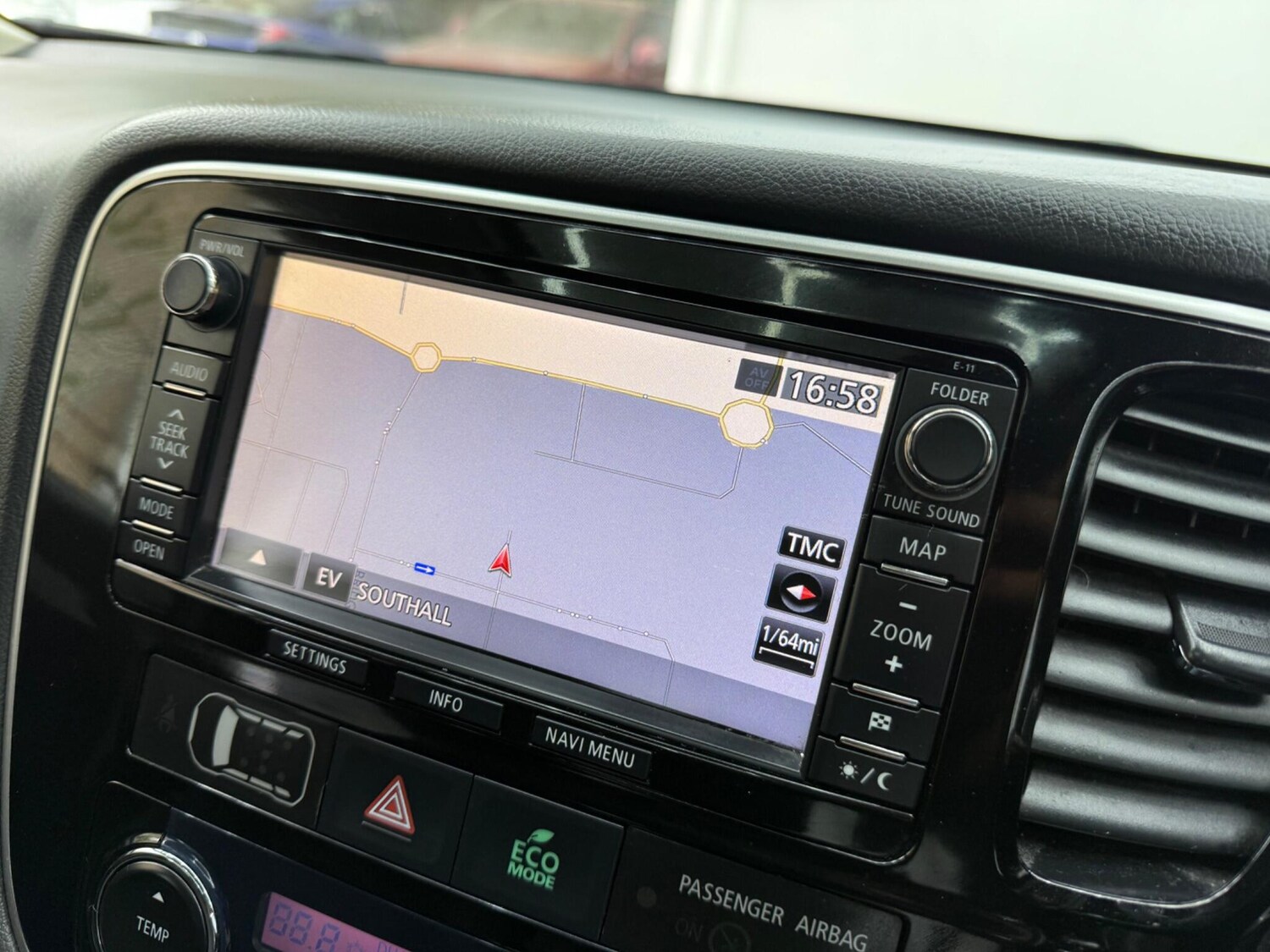 Used Mitsubishi Outlander for sale - 78214387: Photo 47