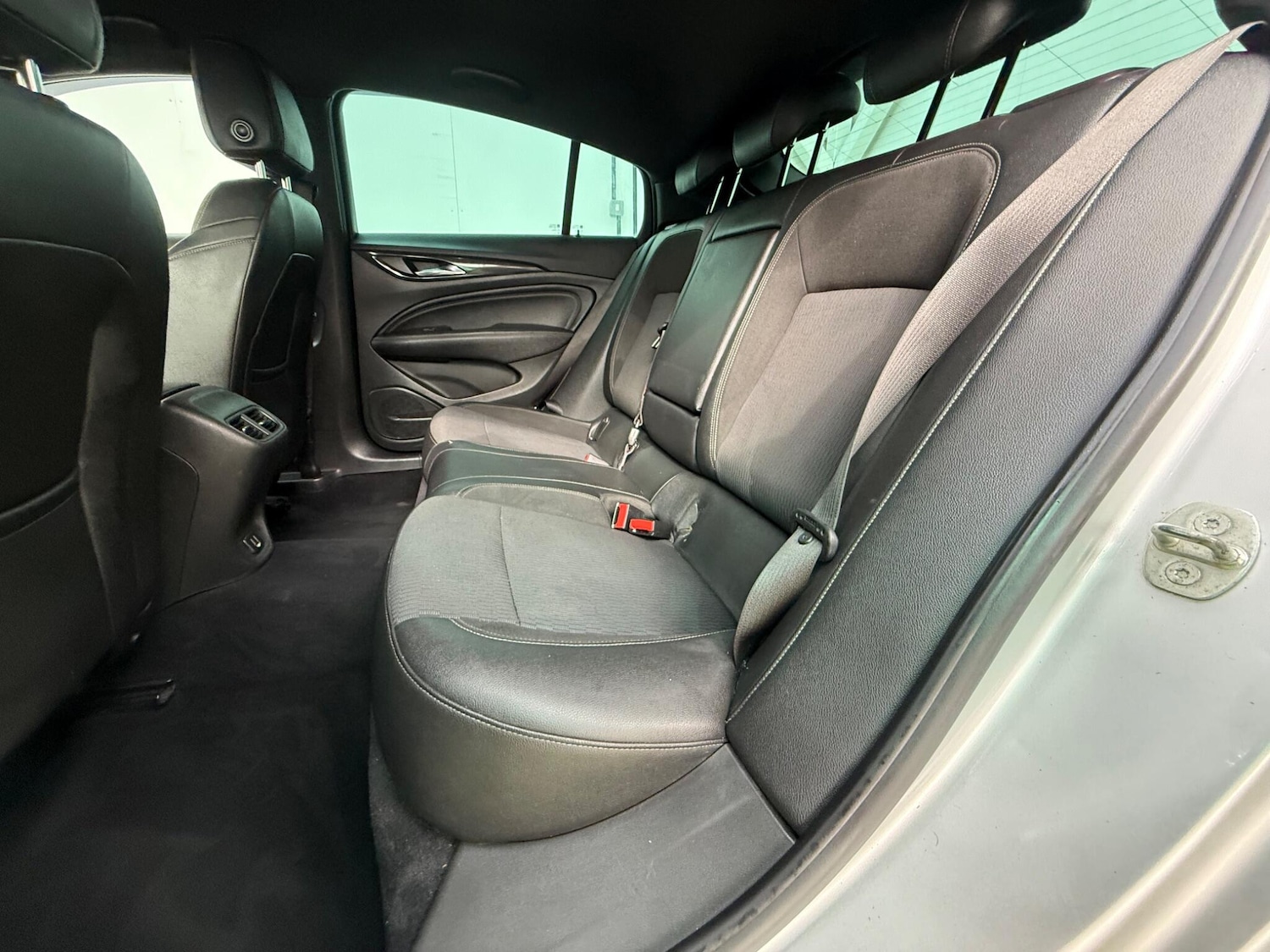 Used Vauxhall Insignia for sale - 77882313: Photo 24