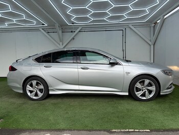 Used Vauxhall Insignia 2018 for sale - 77882313: Photo