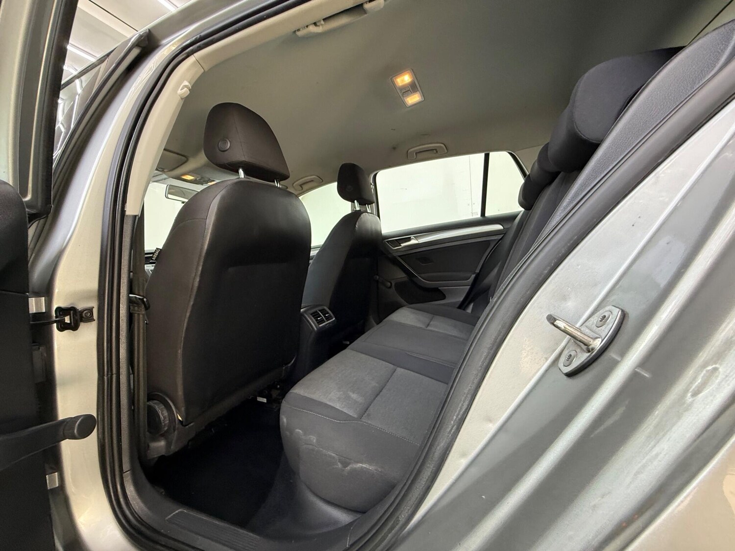 Used Volkswagen Golf 2014 for sale - 78157158: Photo 25