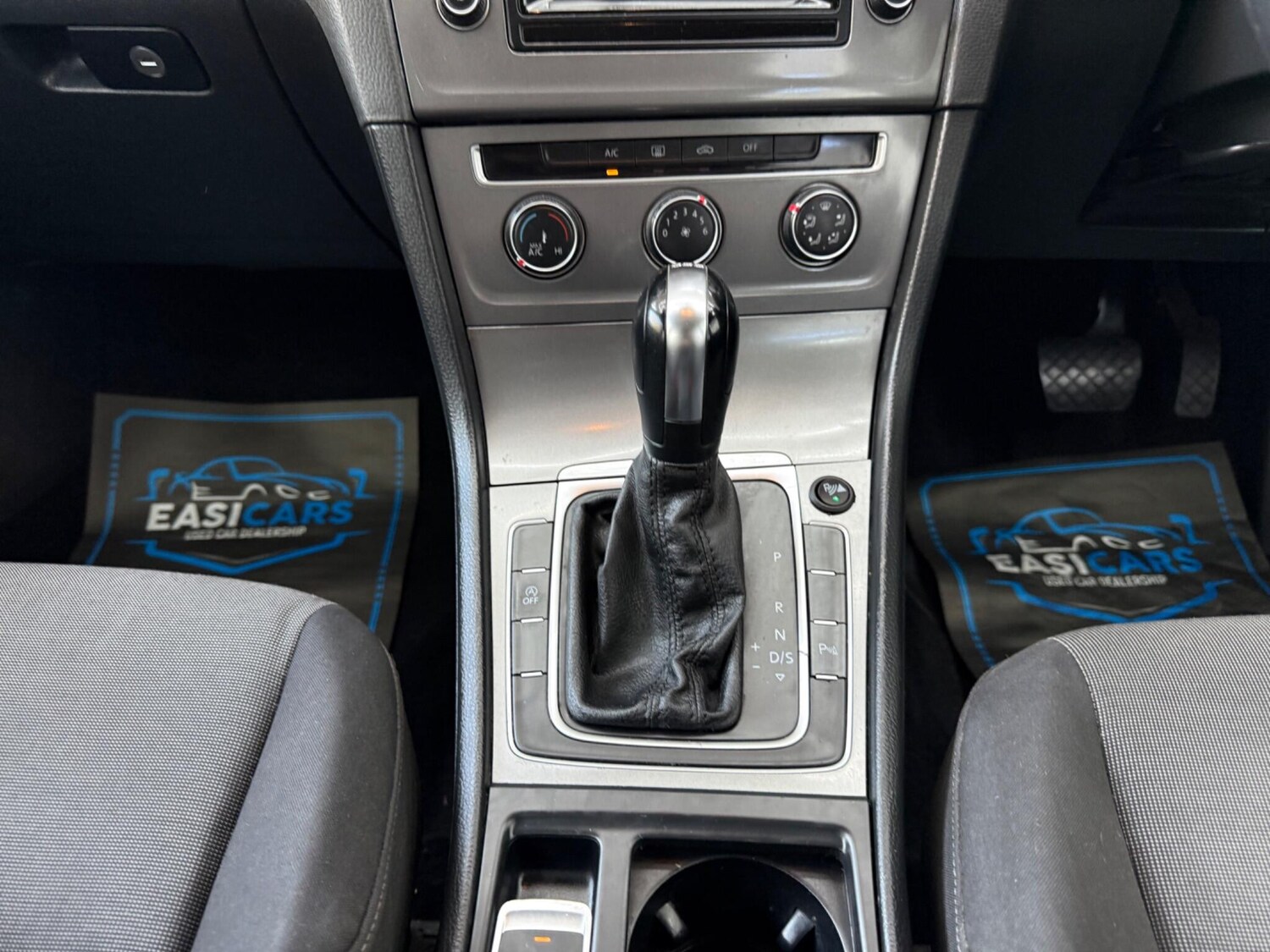 Used Volkswagen Golf 2014 for sale - 78157158: Photo 32