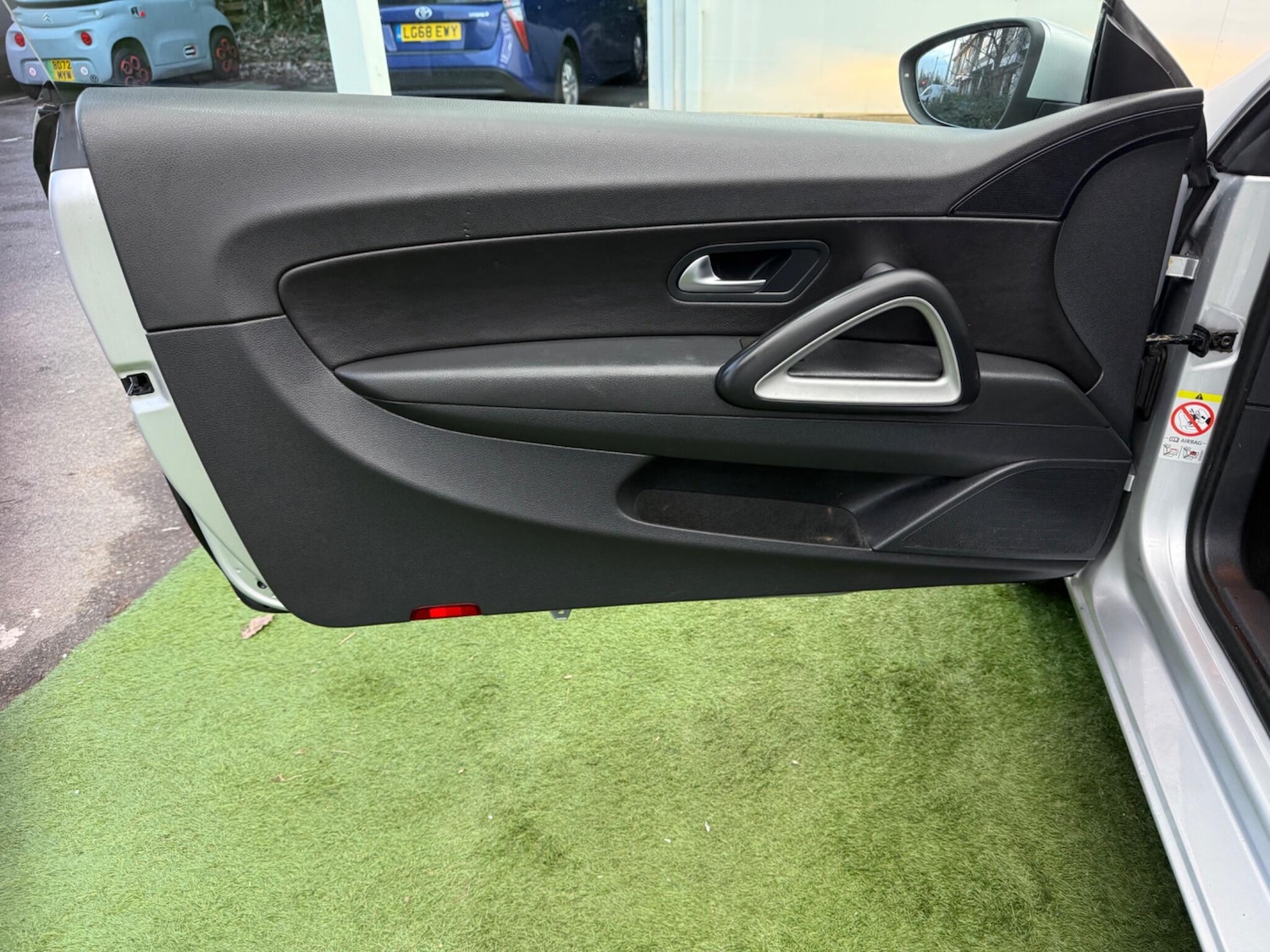 Used Volkswagen Scirocco 2008 for sale - 77163244: Photo 24