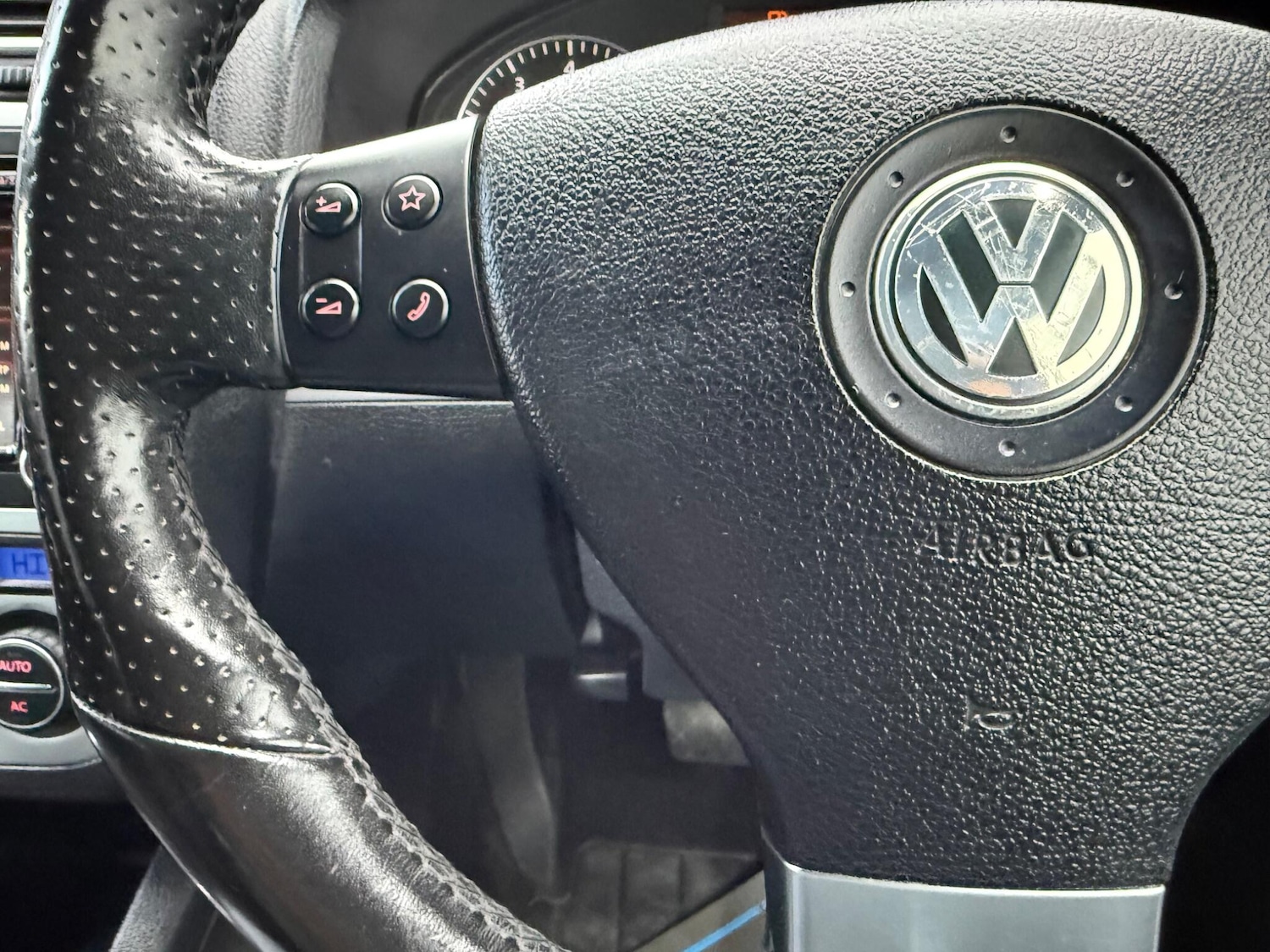 Used Volkswagen Scirocco 2008 for sale - 77163244: Photo 31