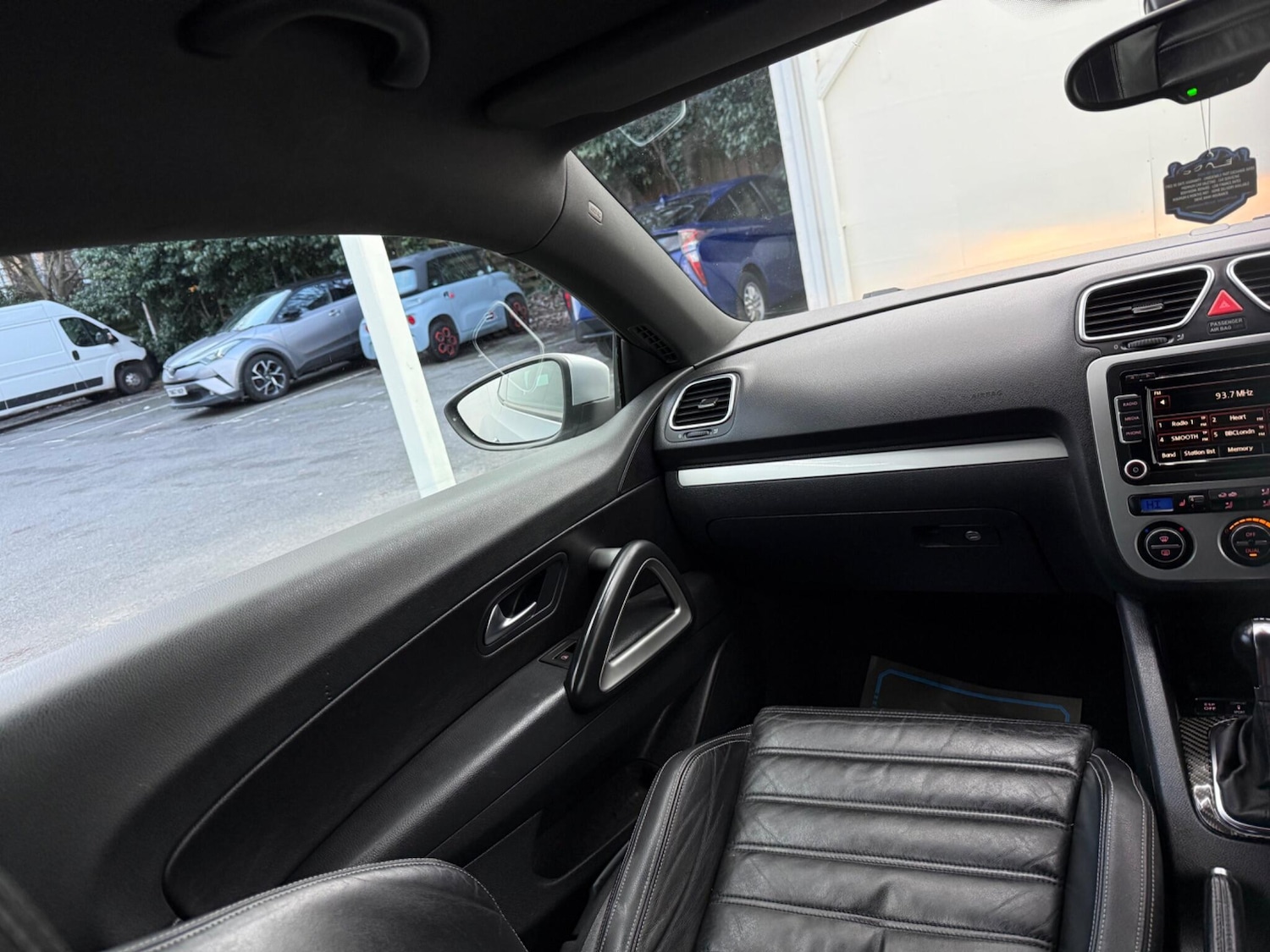 Used Volkswagen Scirocco 2008 for sale - 77163244: Photo 35