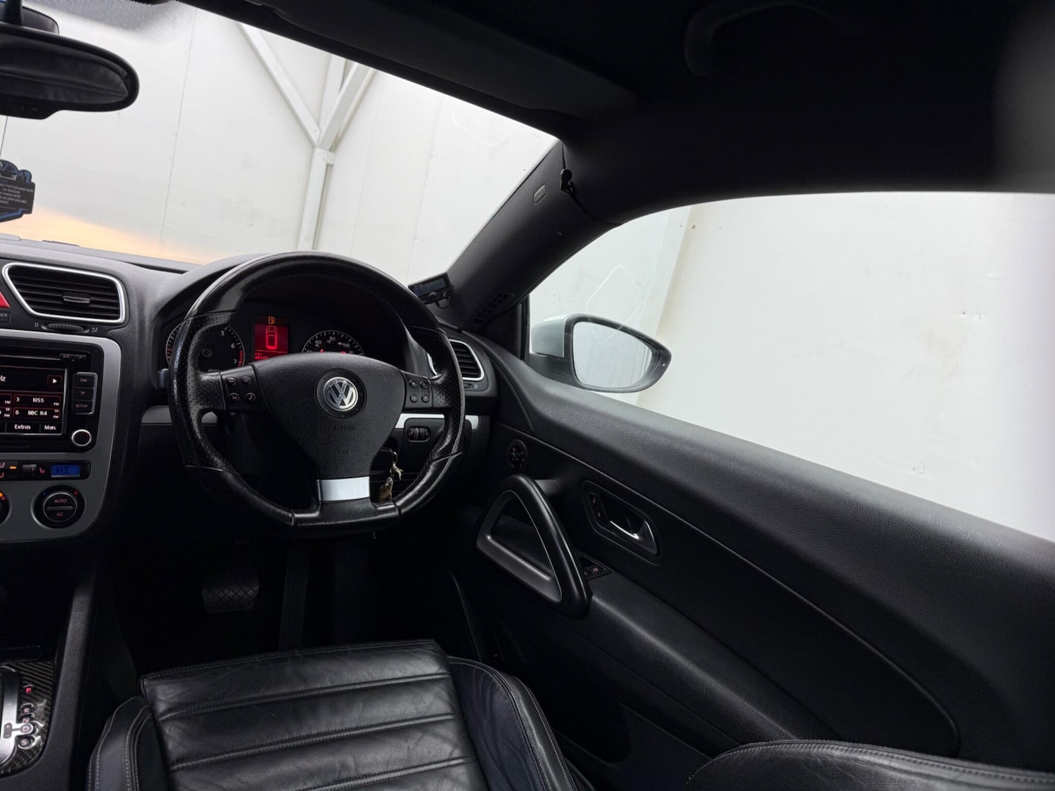 Used Volkswagen Scirocco 2008 for sale - 77163244: Photo 36