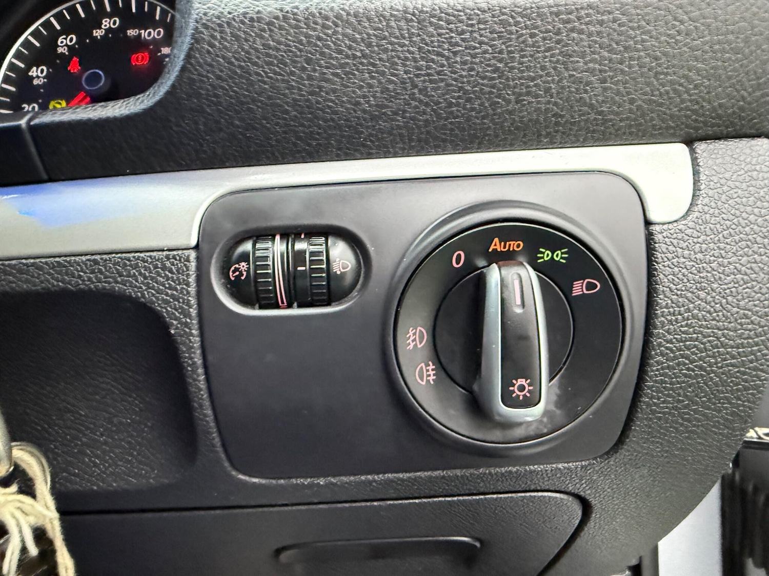 Used Volkswagen Scirocco 2008 for sale - 77163244: Photo 39