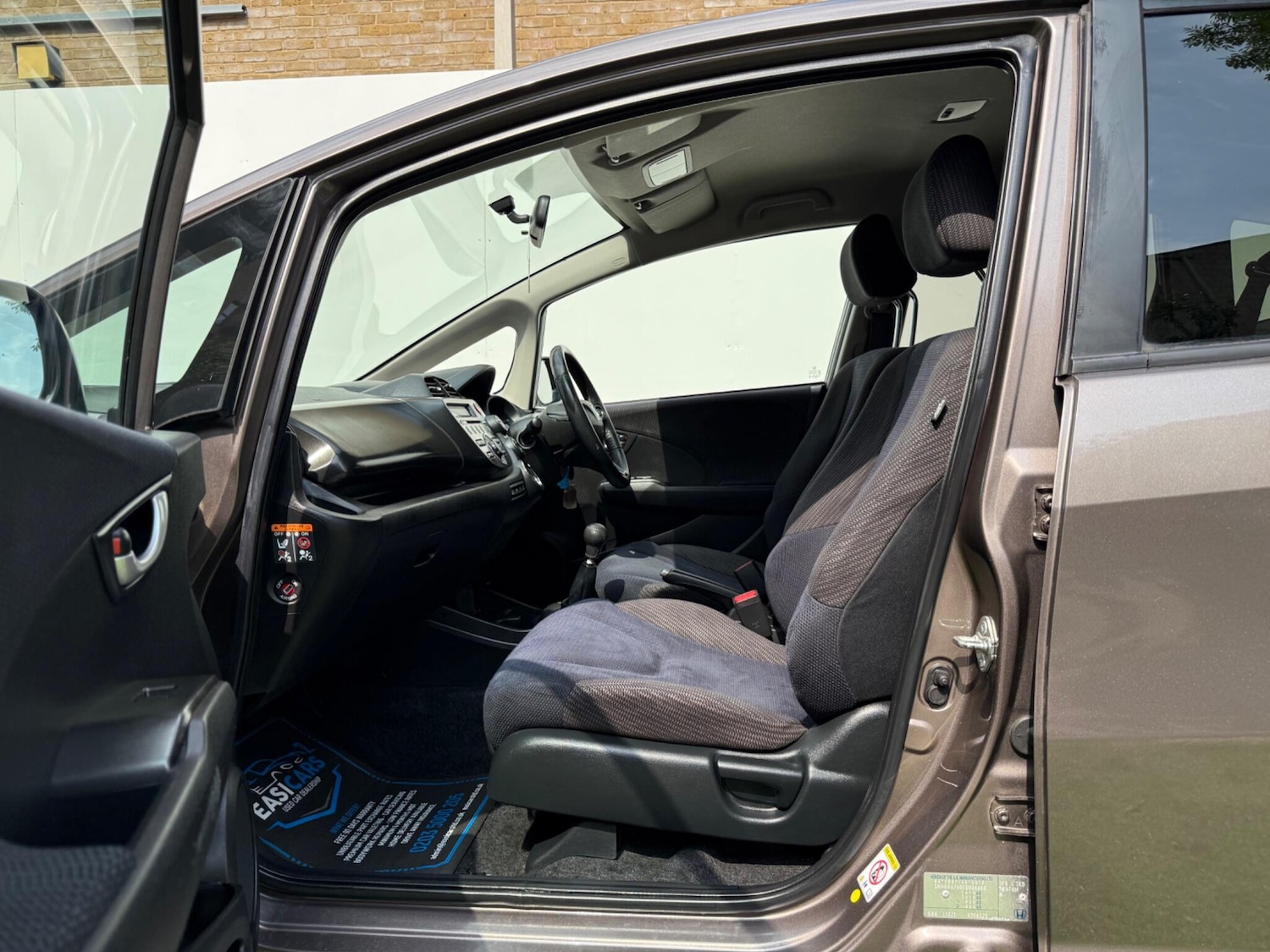 Vehicle 25