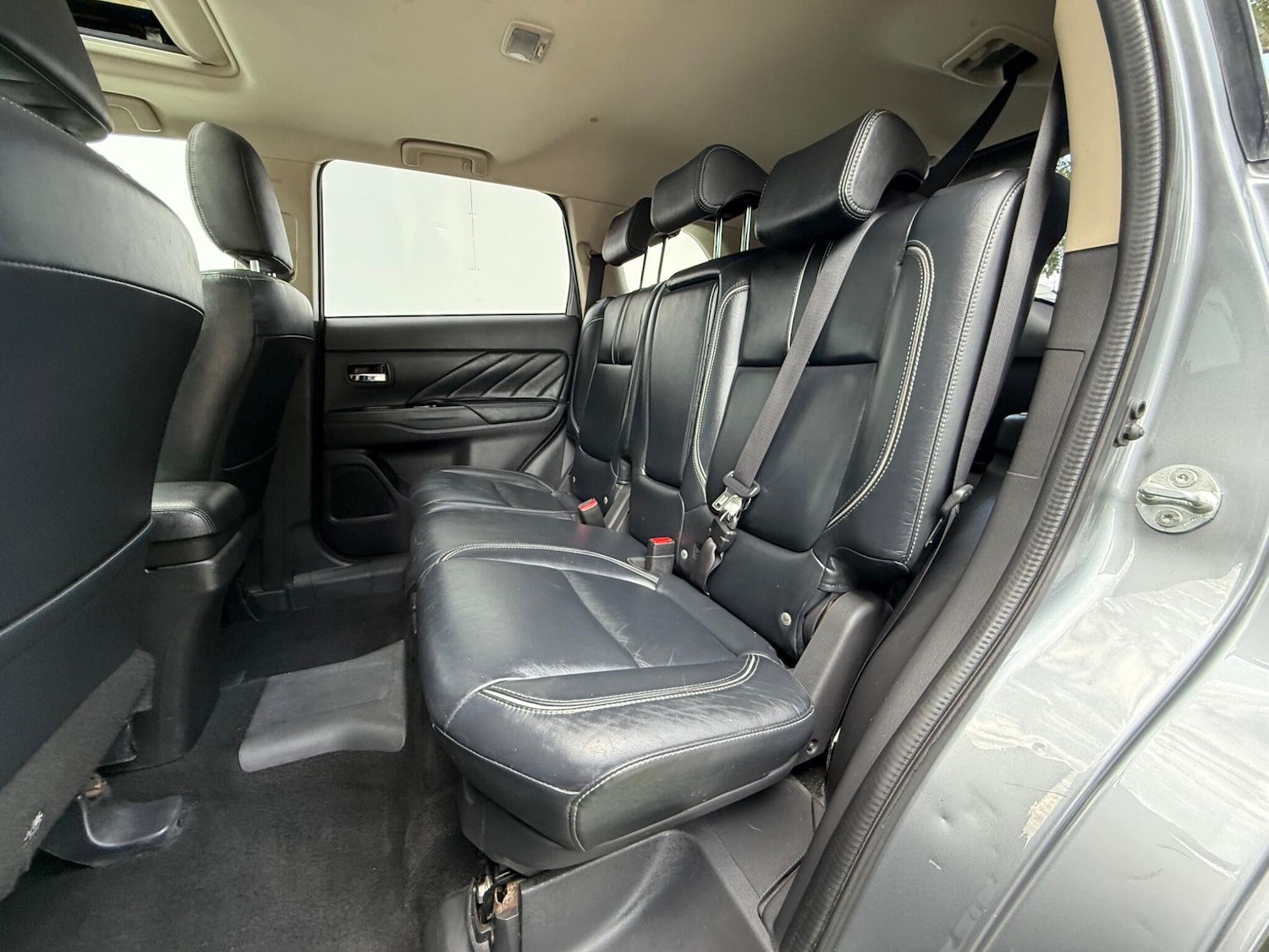 Used Mitsubishi Outlander 2016 for sale - 77291958: Photo 24