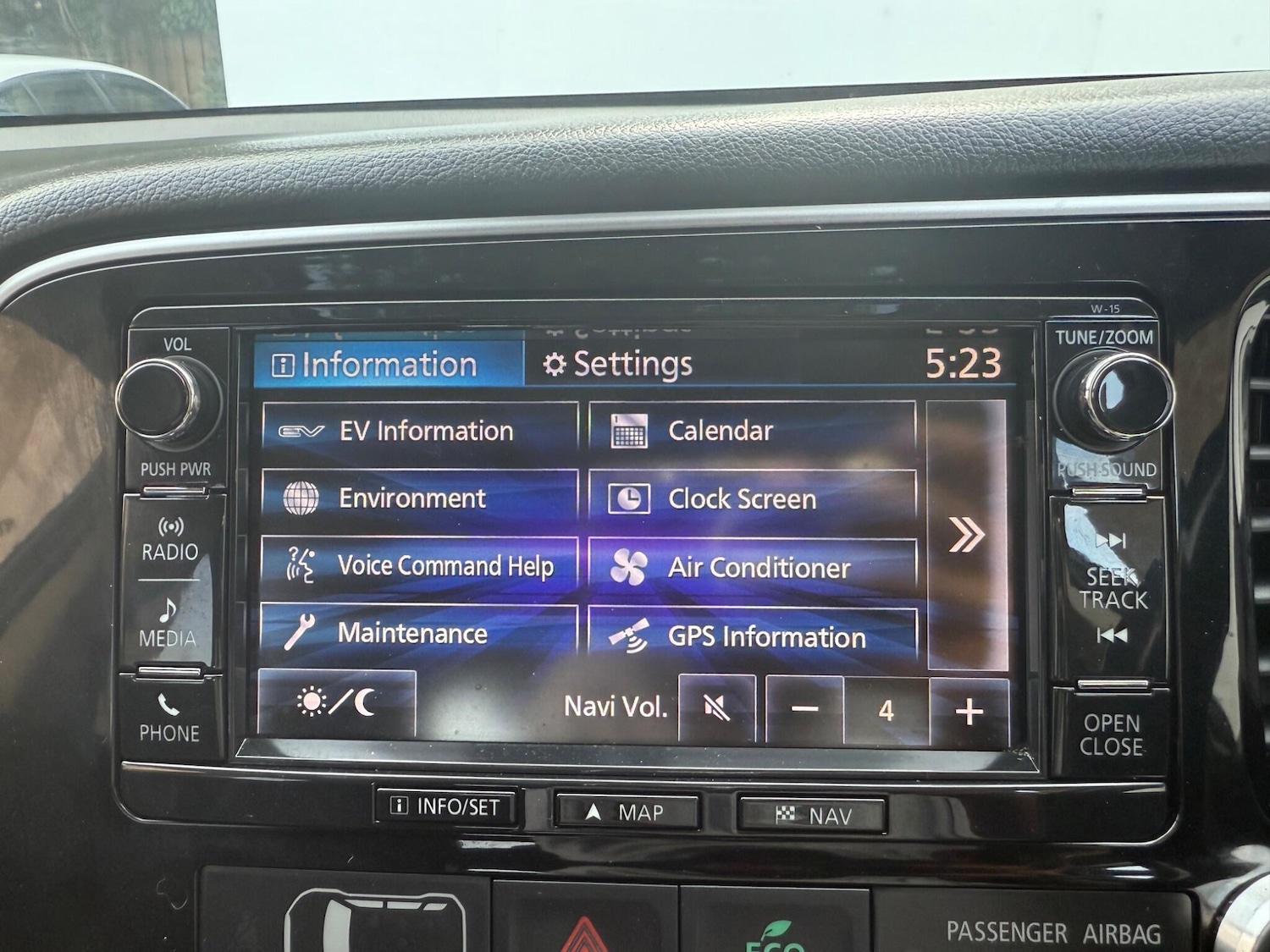 Used Mitsubishi Outlander 2016 for sale - 77291958: Photo 48