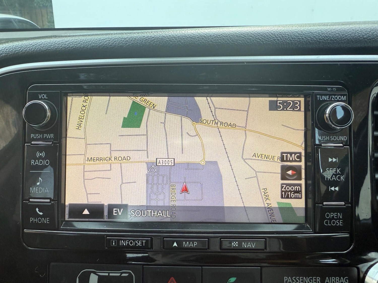 Used Mitsubishi Outlander 2016 for sale - 77291958: Photo 49