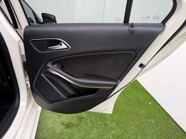 Used Mercedes-Benz A-Class 2015 for sale - 76284376: Photo 22