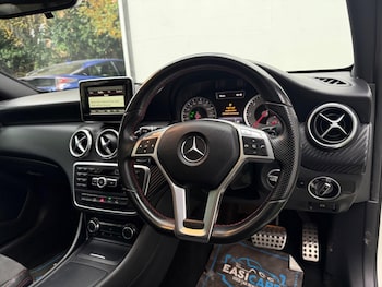 Used Mercedes-Benz A-Class 2015 for sale - 76284376: Photo 2