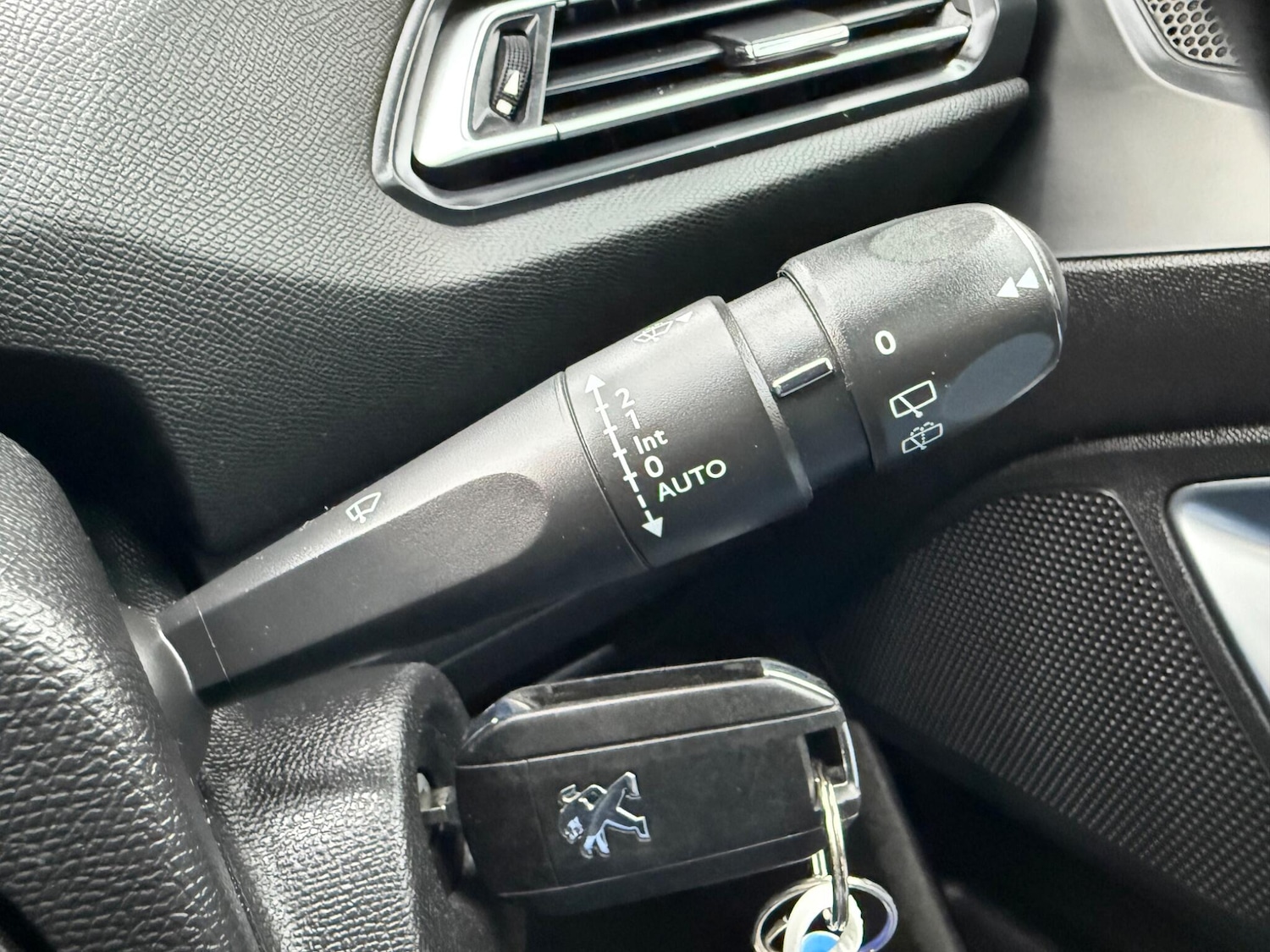 Used Peugeot 308 2020 for sale - 78100392: Photo 40