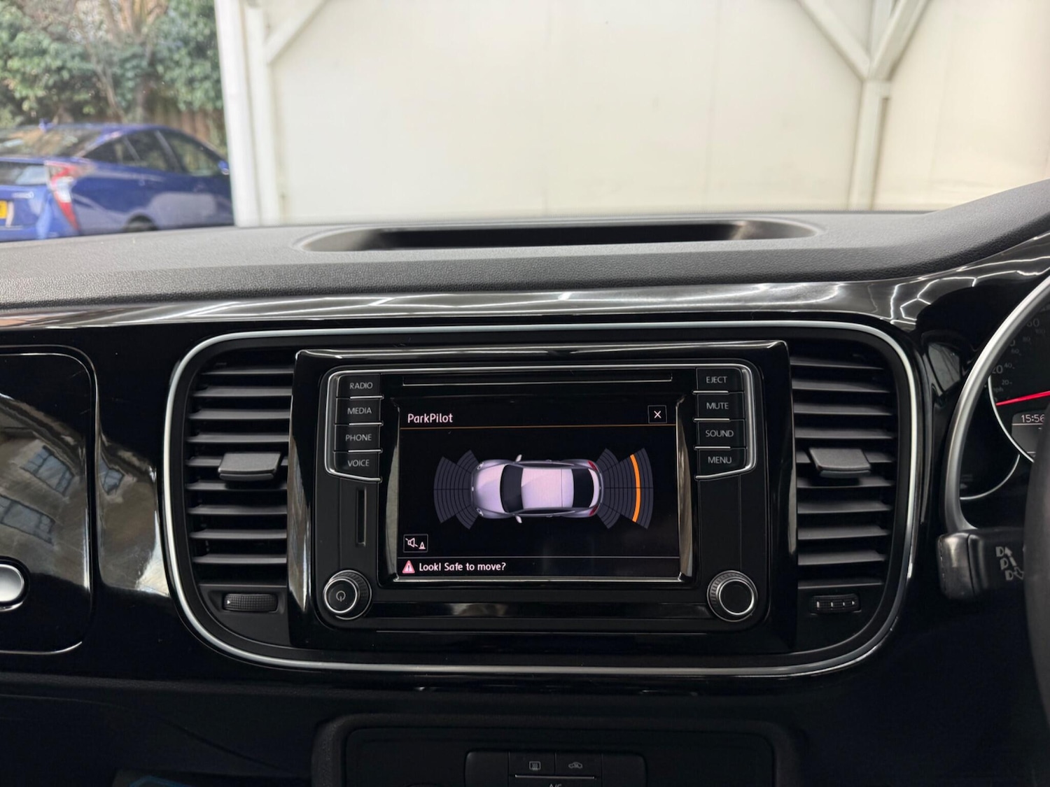 Used Volkswagen Beetle for sale - 77237665: Photo 25