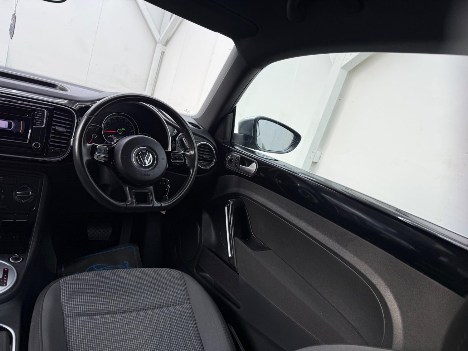 Used Volkswagen Beetle for sale - 77237665: Photo 36