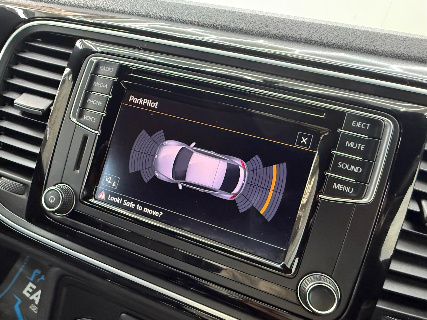 Used Volkswagen Beetle for sale - 77237665: Photo 40