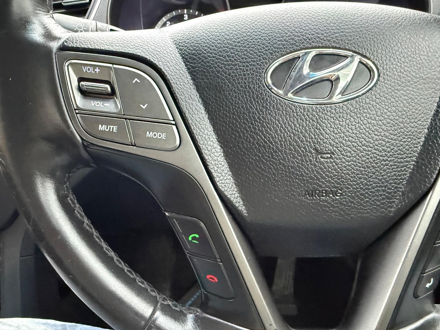 Used Hyundai Santa Fe for sale - 77237909: Photo 38