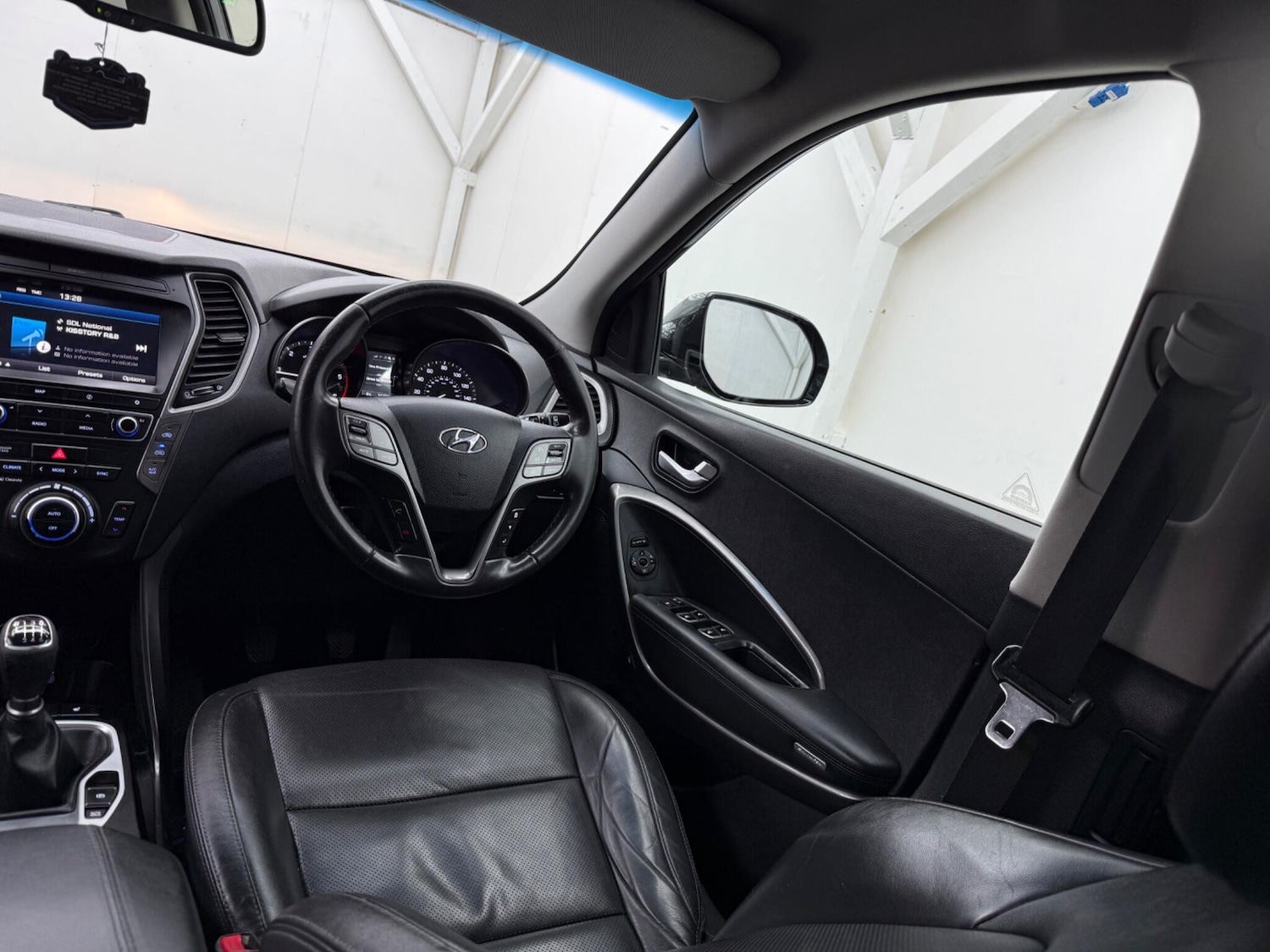 Used Hyundai Santa Fe for sale - 77237909: Photo 43