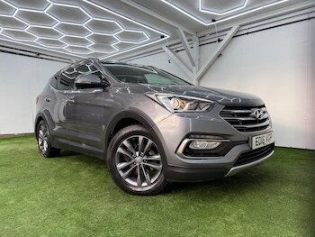 Used Hyundai Santa Fe 2016 for sale - 77237909: Photo