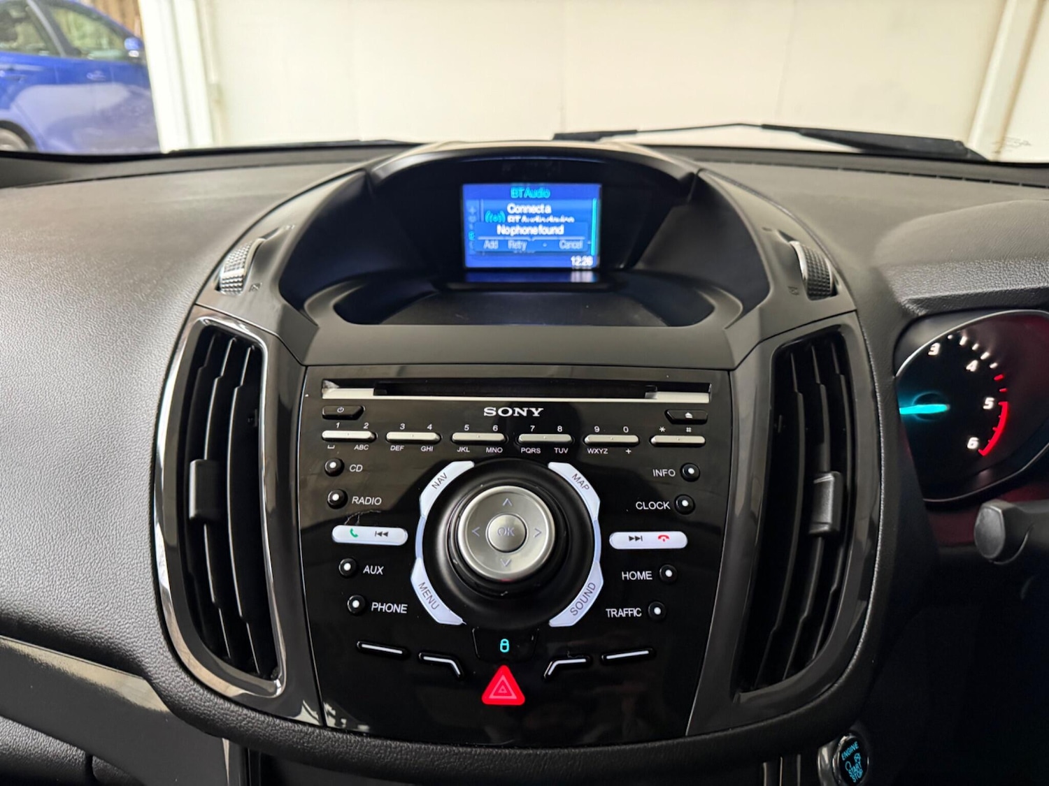 Used Ford Kuga 2015 for sale - 77067256: Photo 30