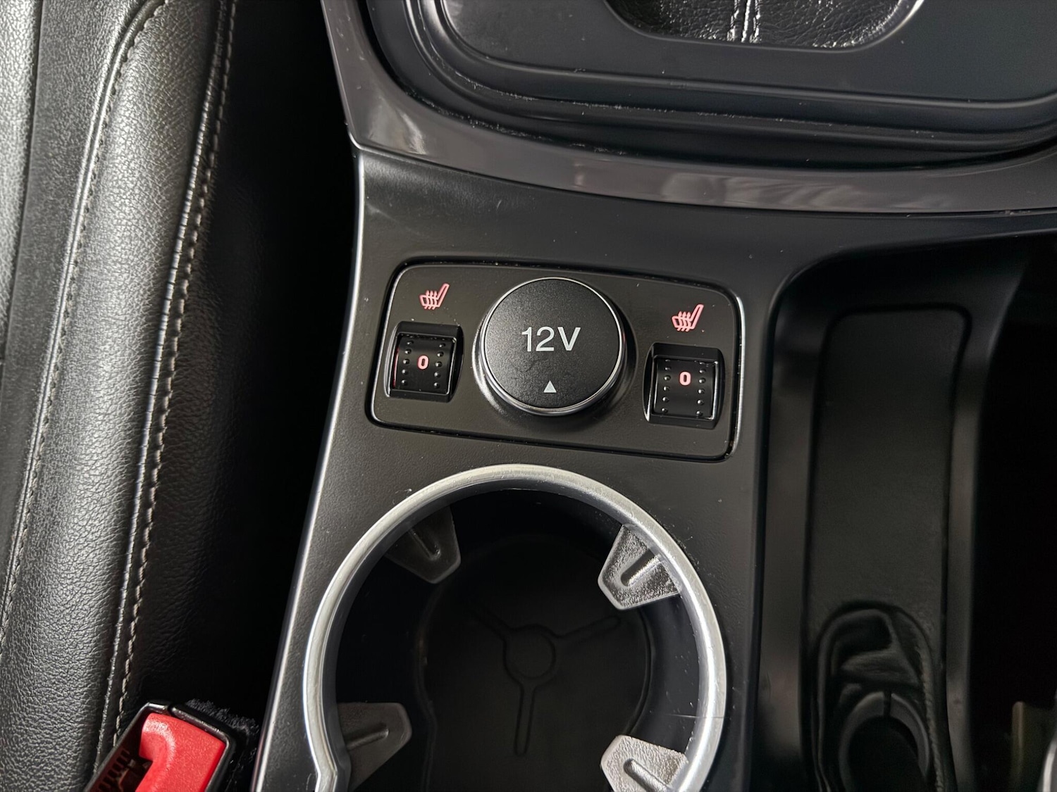 Used Ford Kuga 2015 for sale - 77067256: Photo 52