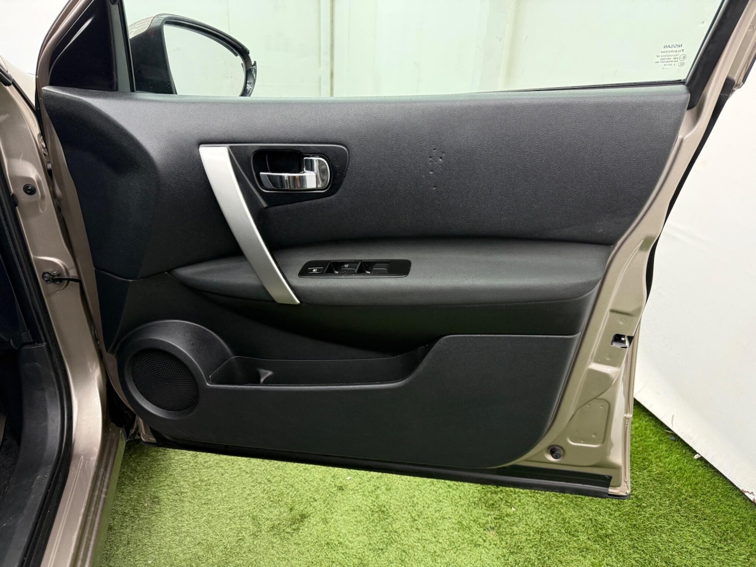 Used Nissan Qashqai+2 for sale - 77684083: Photo 17