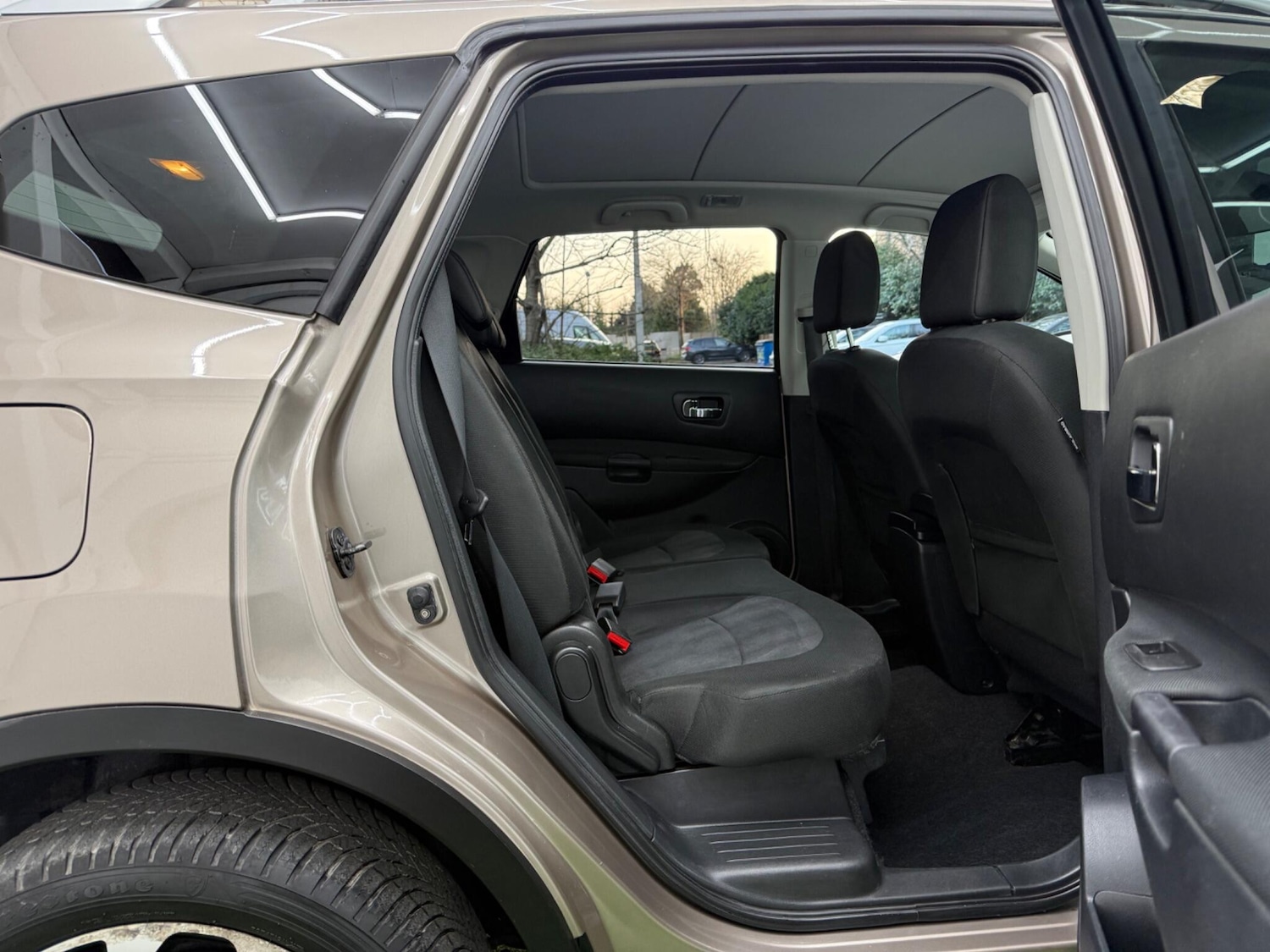 Used Nissan Qashqai+2 for sale - 77684083: Photo 18