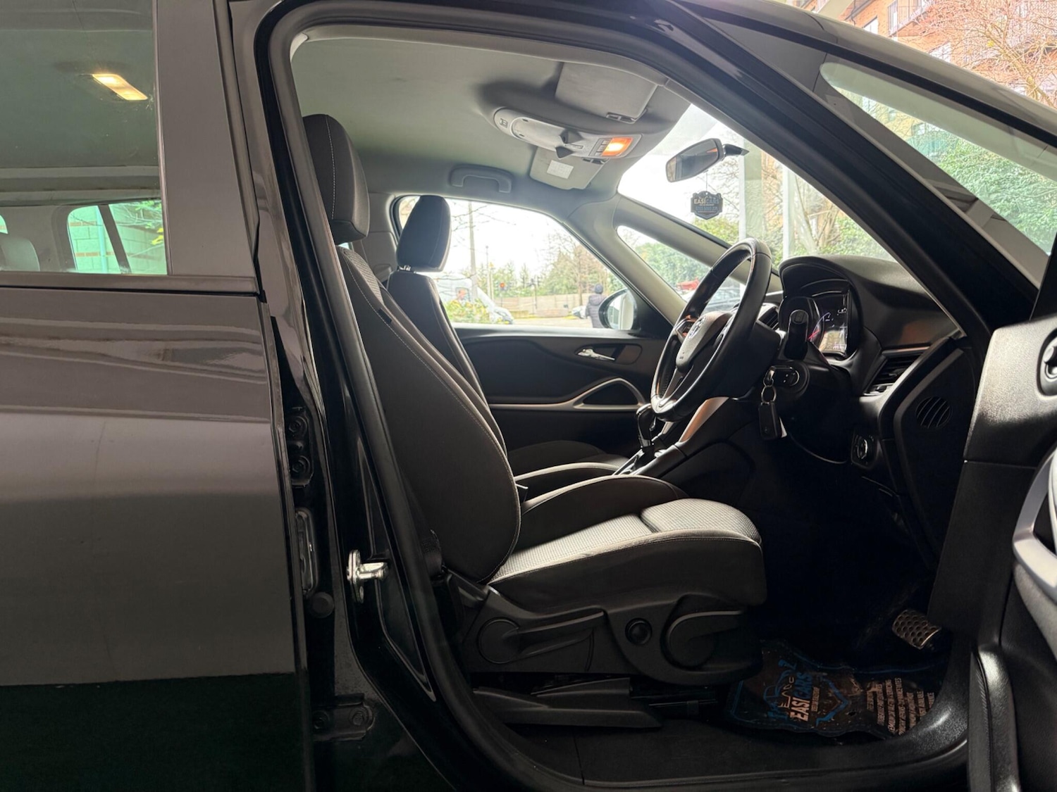 Used Vauxhall Zafira 2017 for sale - 76865749: Photo 14