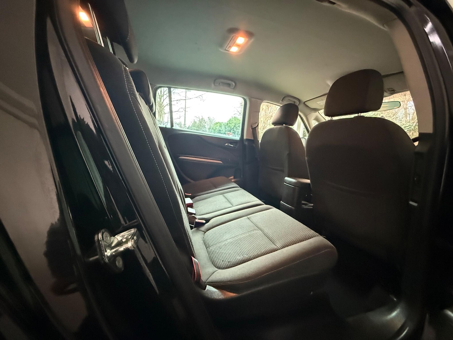 Used Vauxhall Zafira 2017 for sale - 76865749: Photo 19