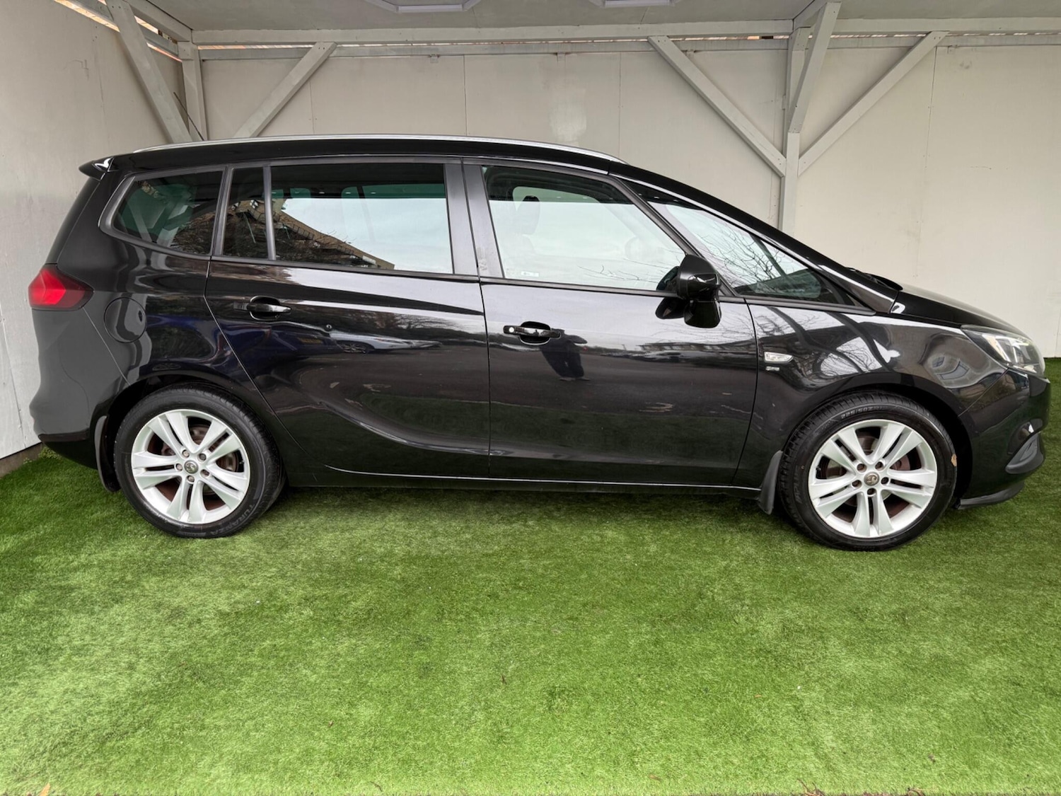 Used Vauxhall Zafira 2017 for sale - 76865749: Photo 5