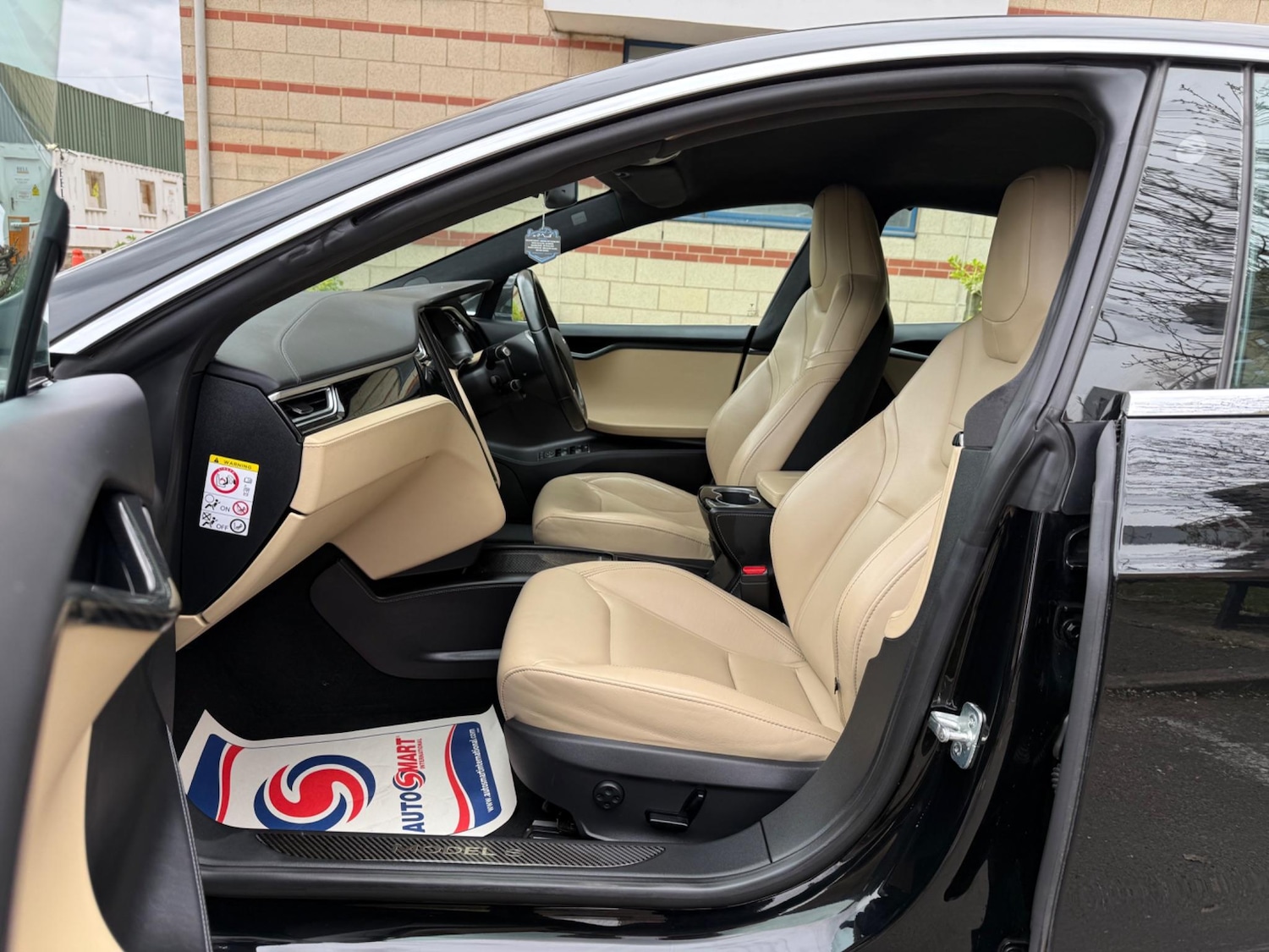Vehicle 27