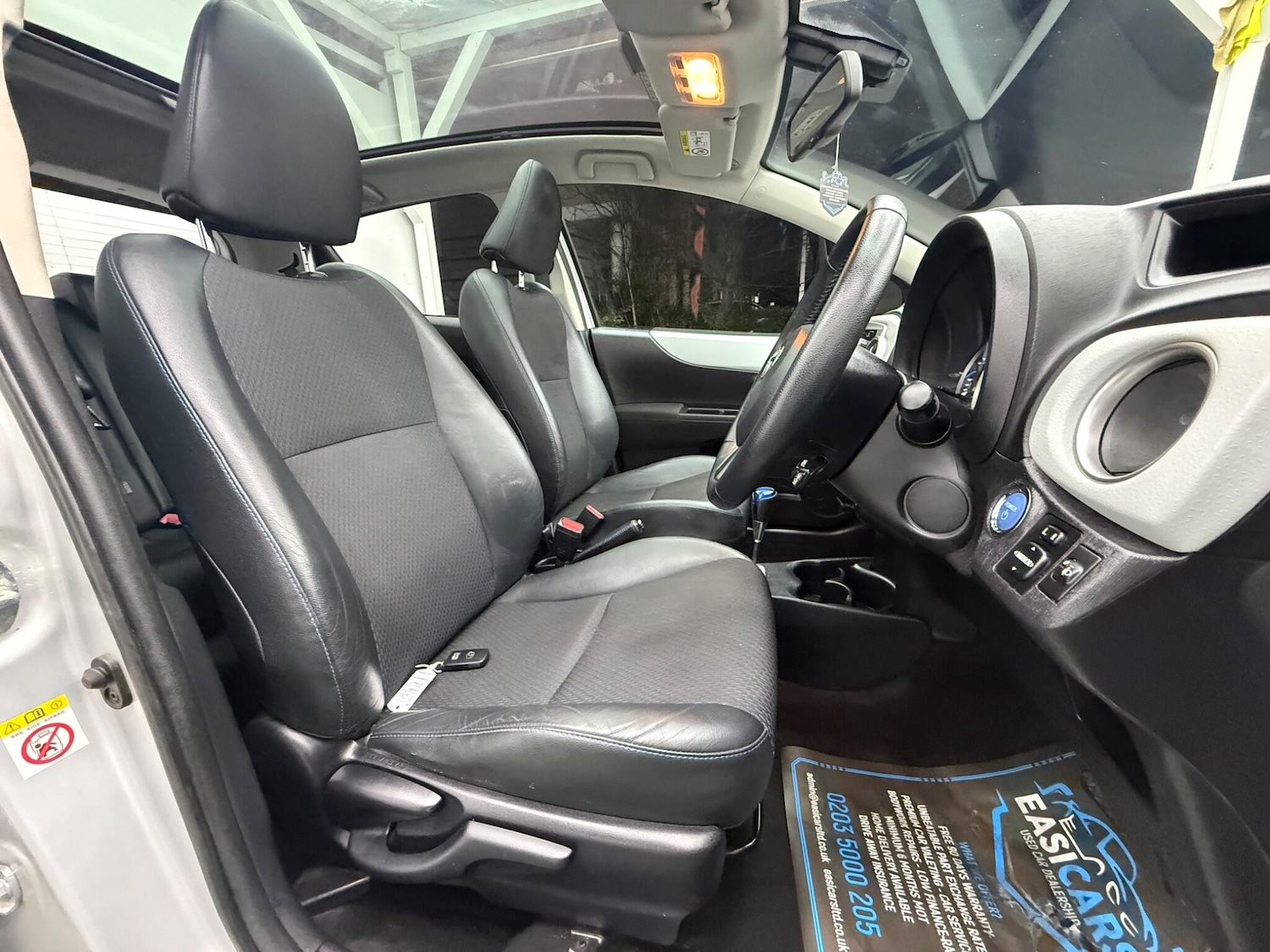 Used Toyota Yaris 2014 for sale - 77291572: Photo 15