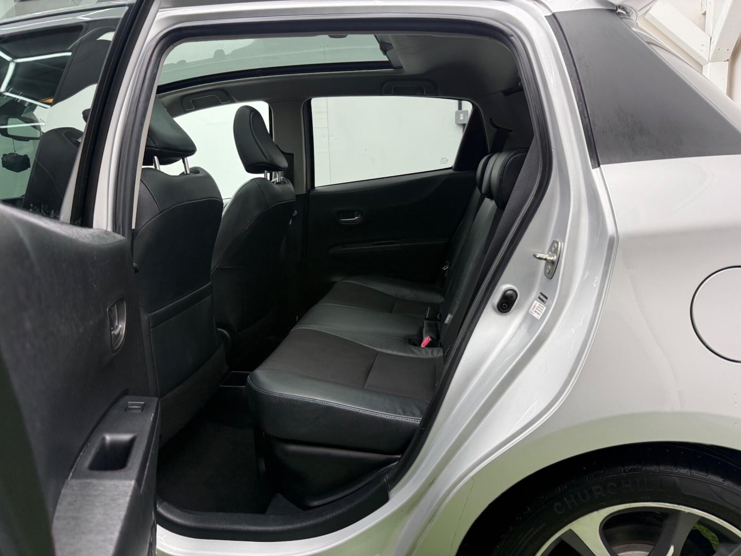 Used Toyota Yaris 2014 for sale - 77291572: Photo 21