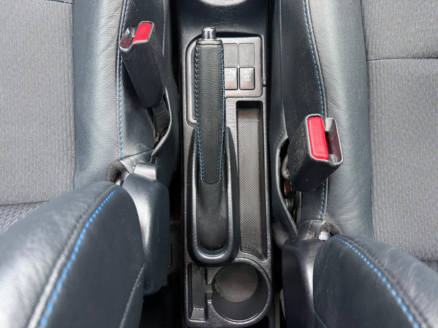 Used Toyota Yaris 2014 for sale - 77291572: Photo 31