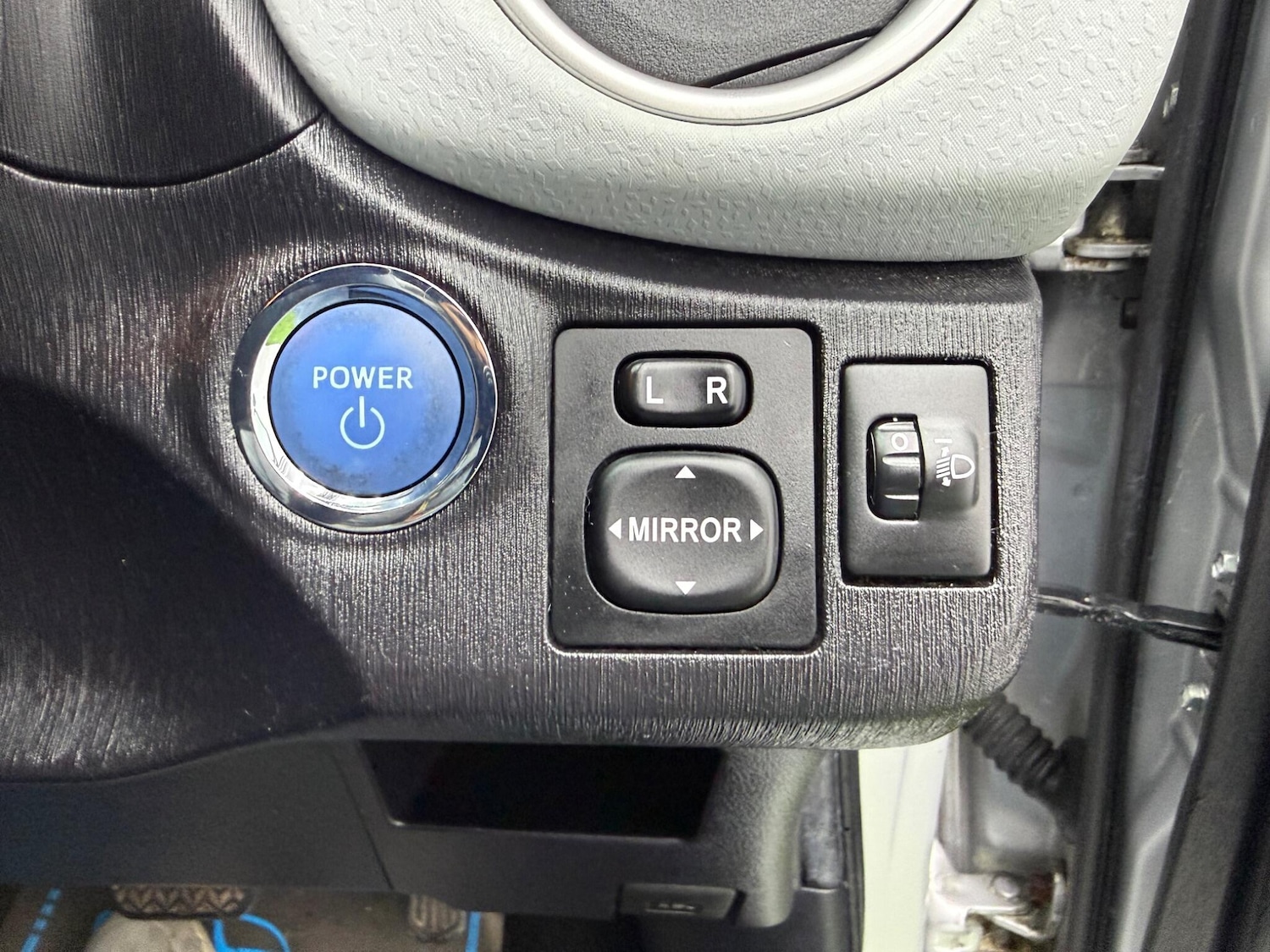 Used Toyota Yaris 2014 for sale - 77291572: Photo 42